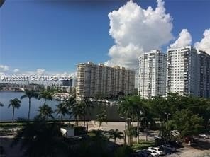 1BR – Condo at 2801 NE 183rd St Unit 603W