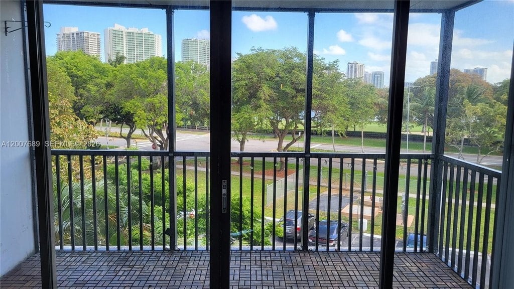 1BR – Condo at 3475 N Country Club Dr Apt 409