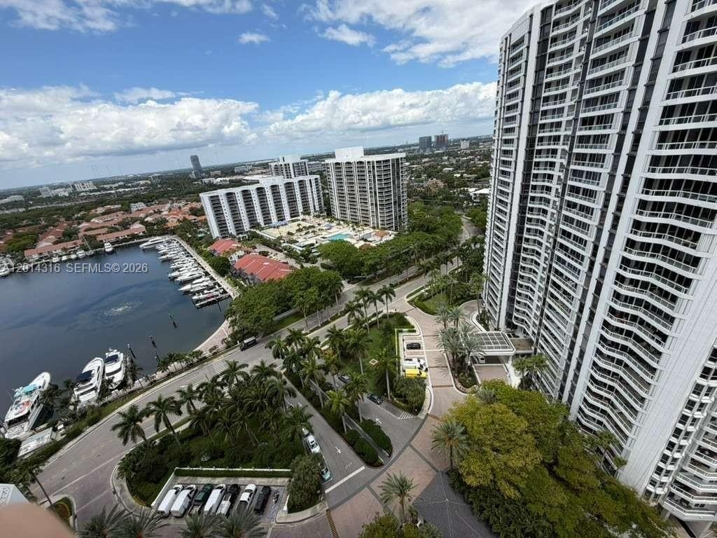 3BR – Condo at 21055 Yacht Club Dr Unit 2403