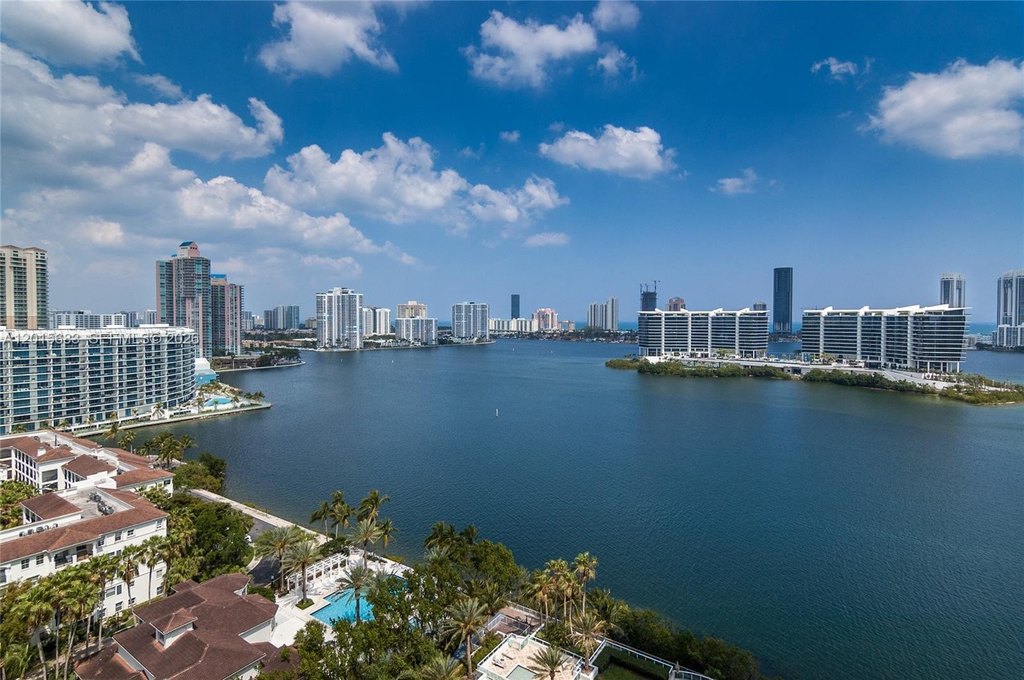 3BR – Condo at