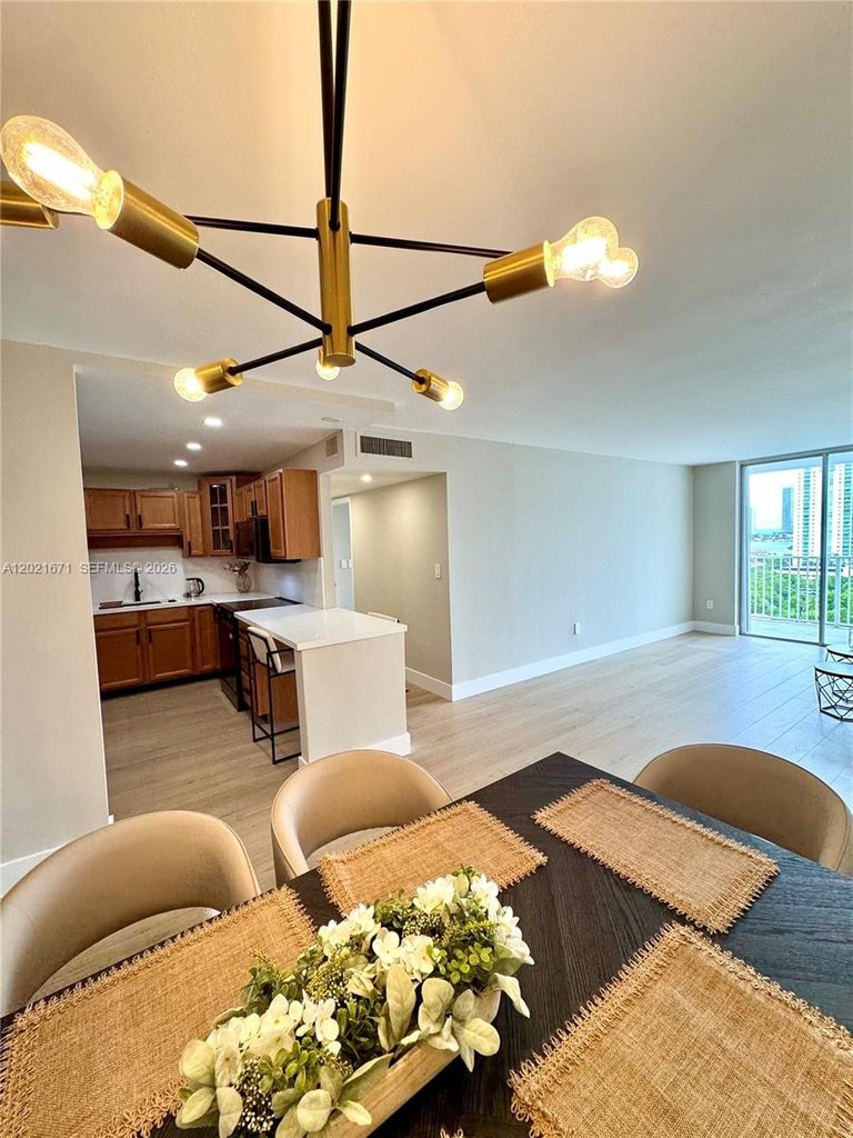 2BR – Condo at 2851 NE 183rd St Unit 1607E