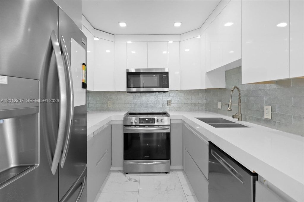 2BR – Condo at 3675 N Country Club Dr Apt 2008