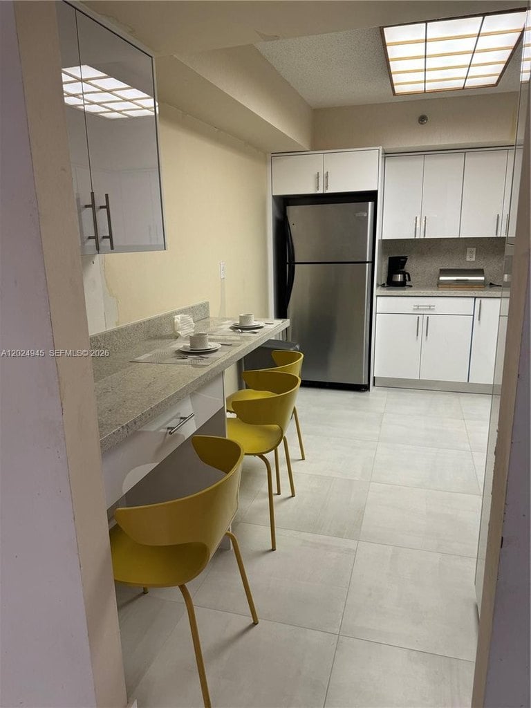 2BR – Condo at 3600 Mystic Pointe Dr Apt 208