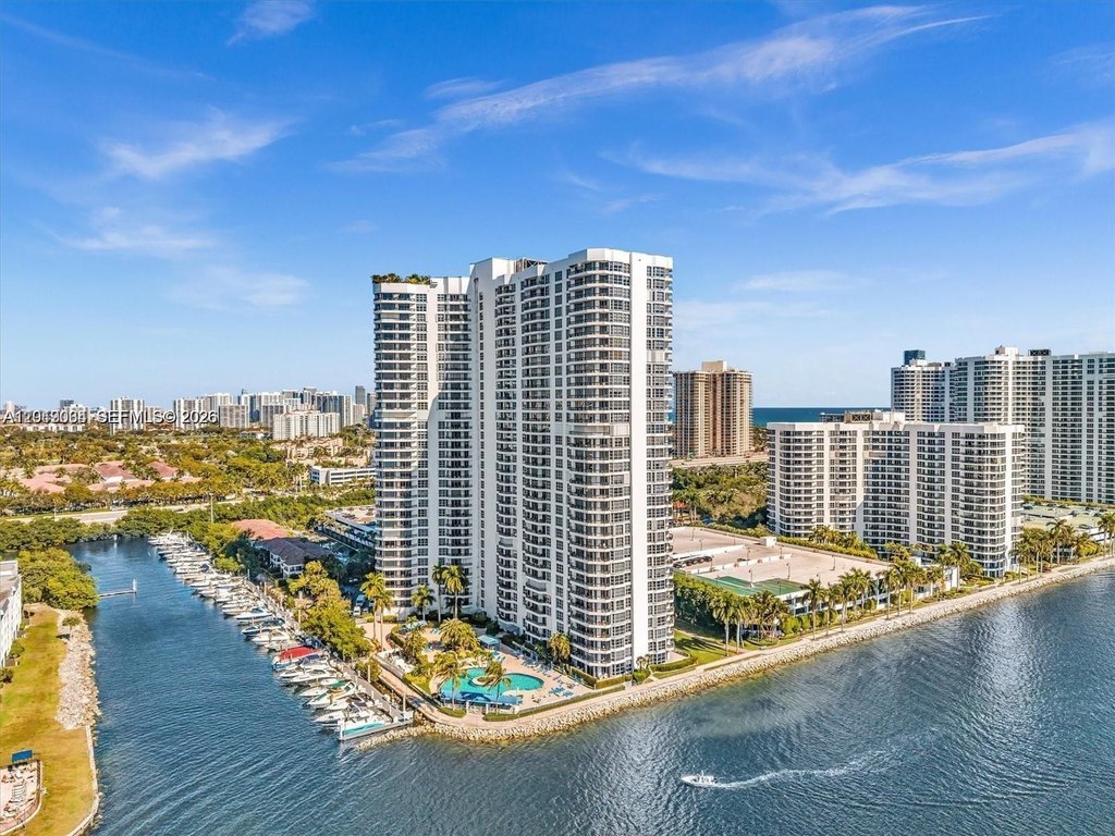 2BR – Condo at 3530 Mystic Pointe Dr Apt 1205