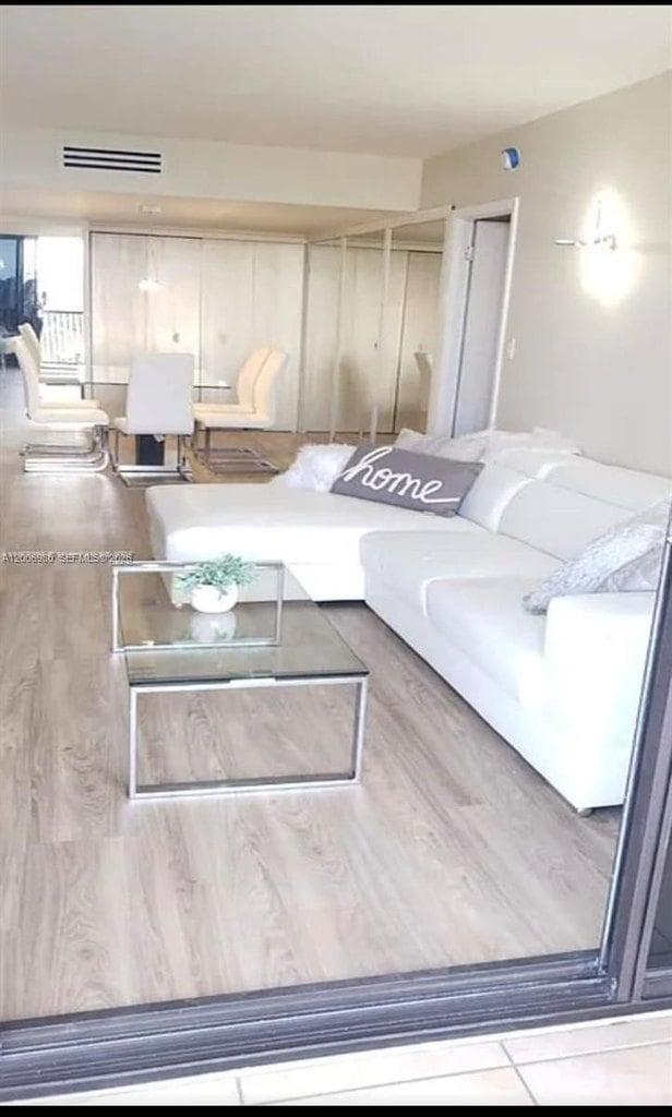 2BR – Condo at 20301 W Country Club Dr Apt 622