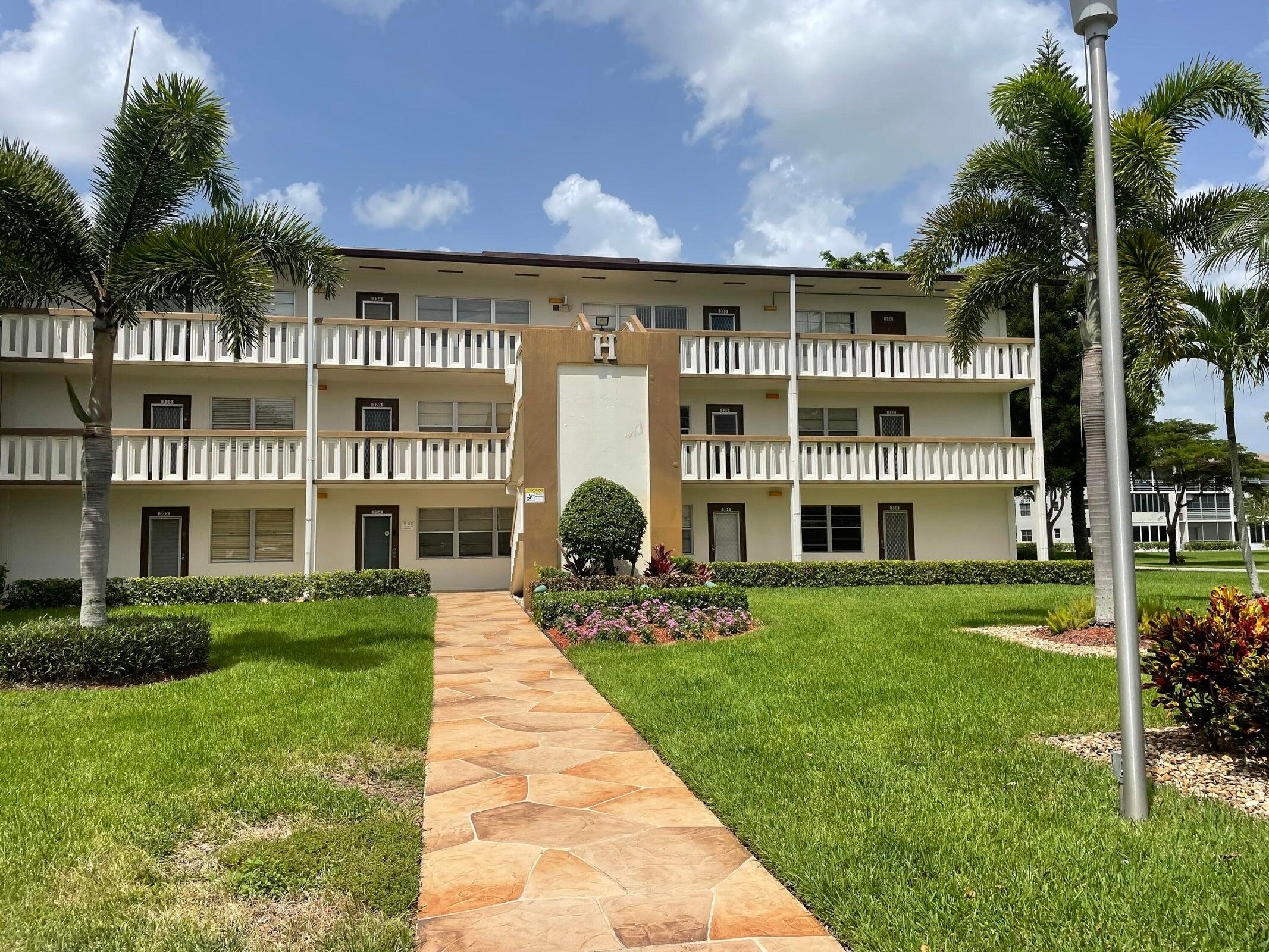 2BR – Condominium at 318 Mansfield H
