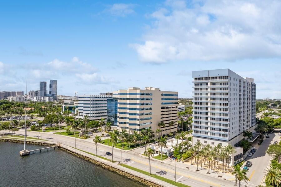 2BR – Condominium at 1551 N Flagler Drive #1205
