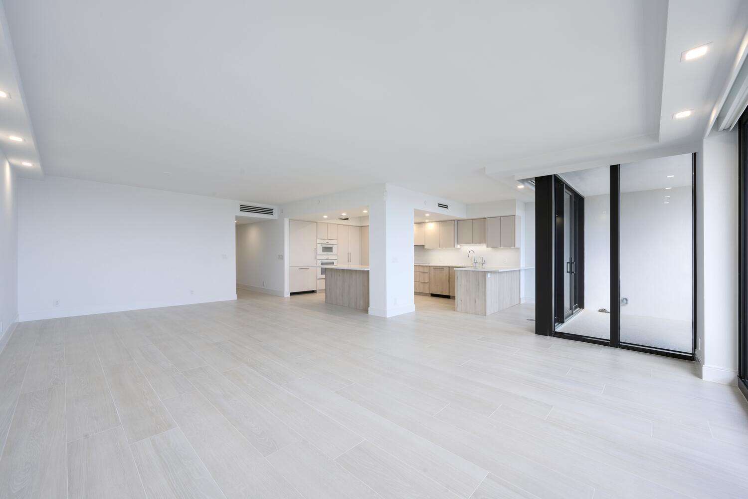 2BR – Condominium at 525 S Flagler Drive #14c