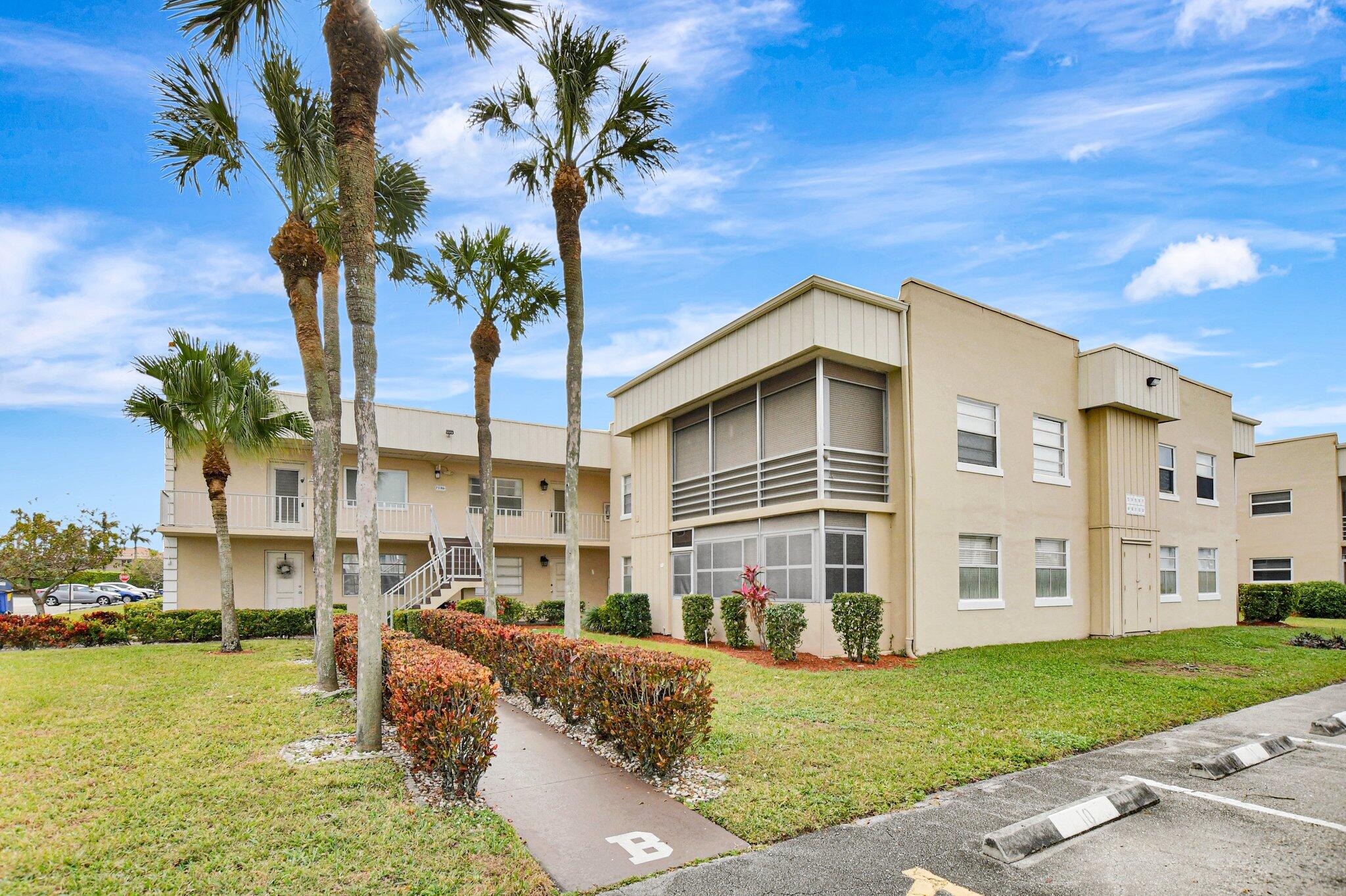 2BR – Condominium at 78 Burgundy B