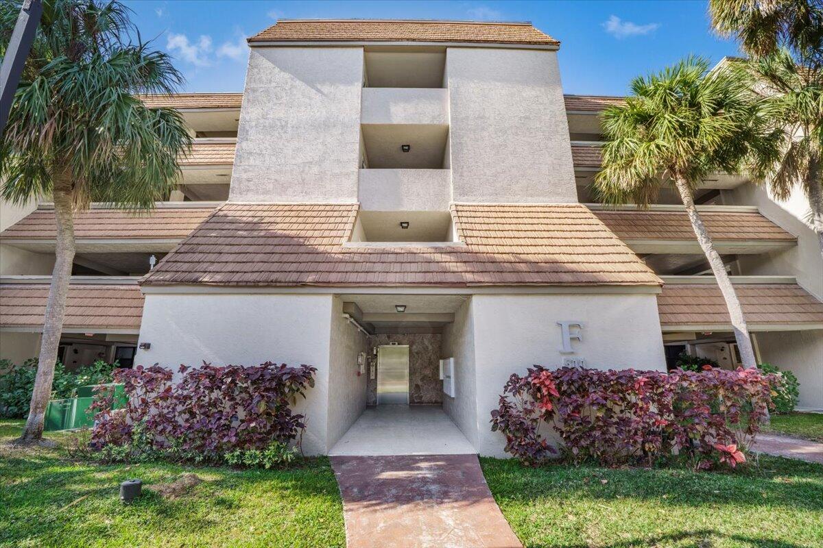 2BR – Condominium at 511 Ives Dairy Road #101-6