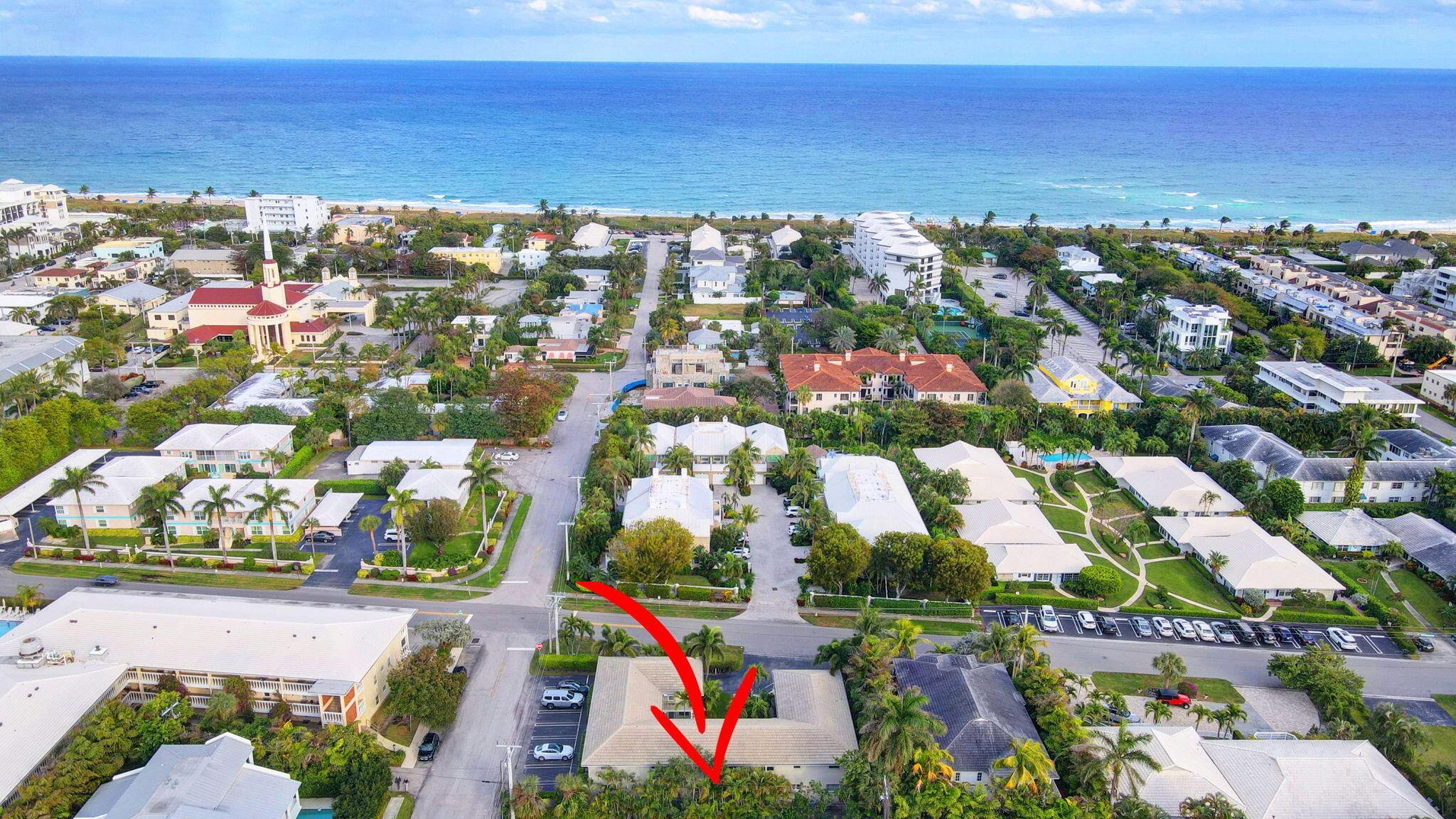1BR – Condominium at 100 Venetian Drive #3