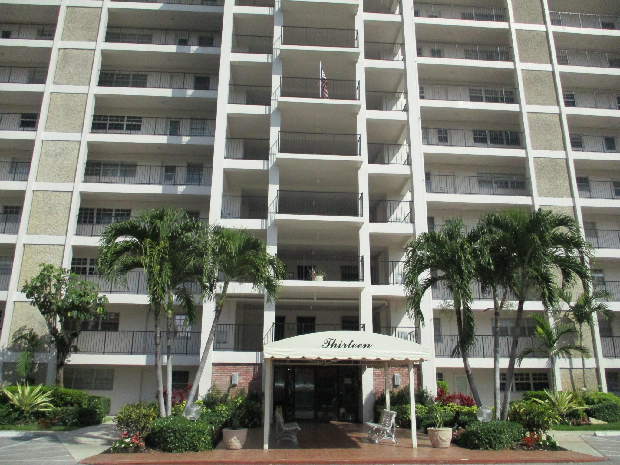 2BR – Condominium at 3300 N Palm Aire Drive #306