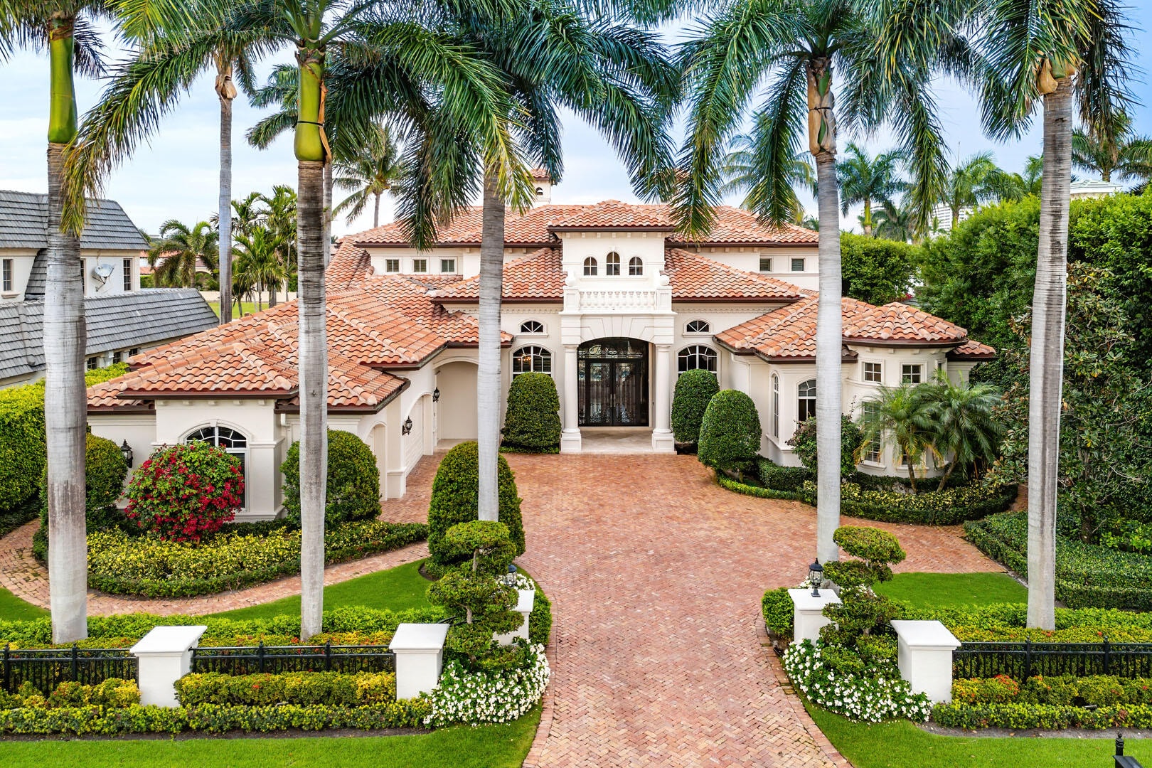 5BR – SingleFamilyResidence at 1560 Sabal Palm Drive