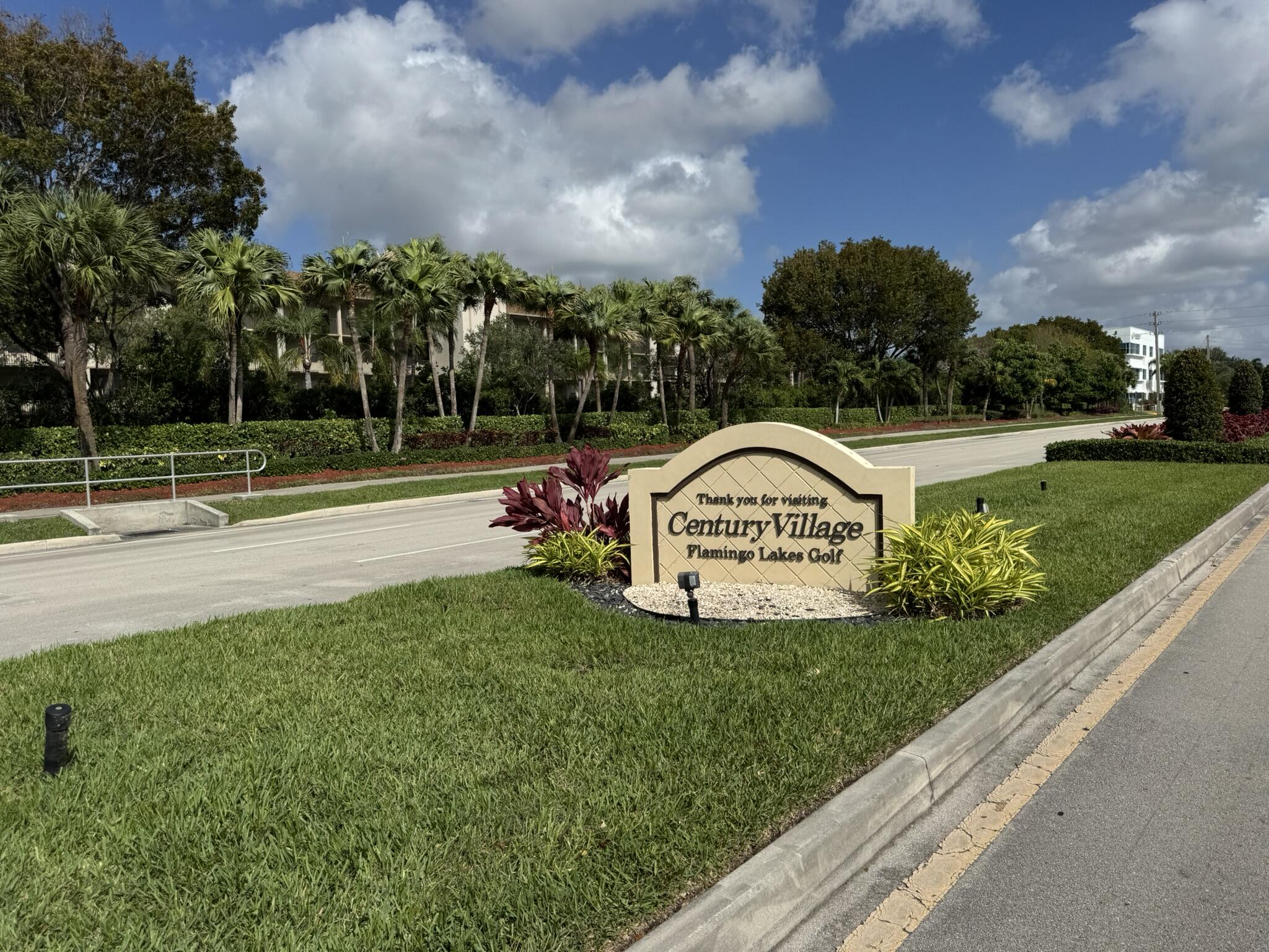 1BR – Condominium at 850 SW 133rd Terrace #315b