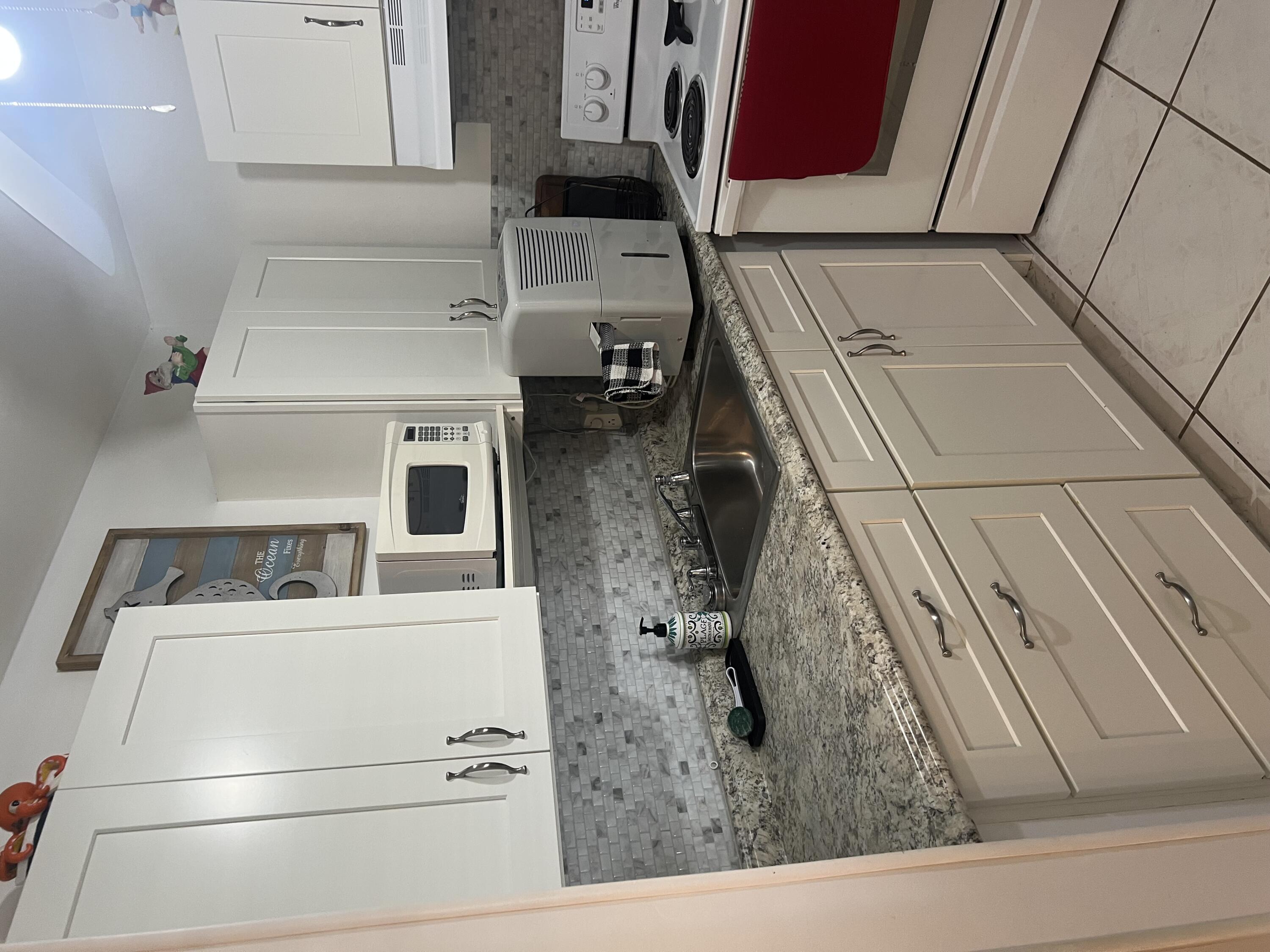 1BR – Condominium at 132 Berkshire F