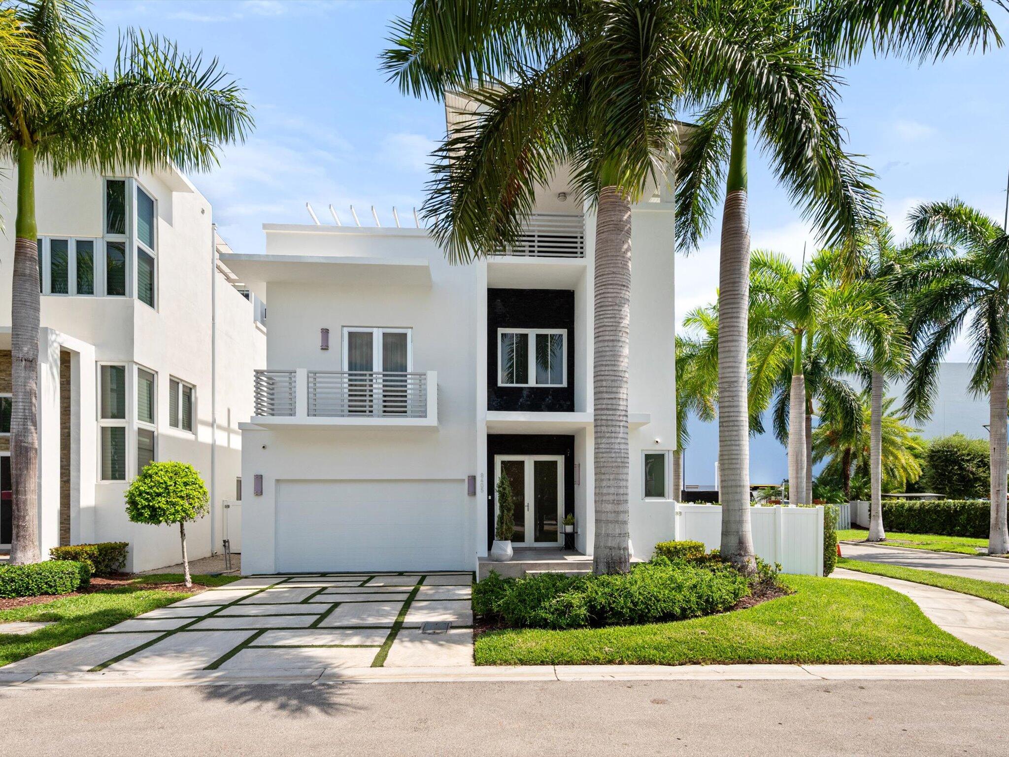 4BR – SingleFamilyResidence at 8405 NW 34th Street