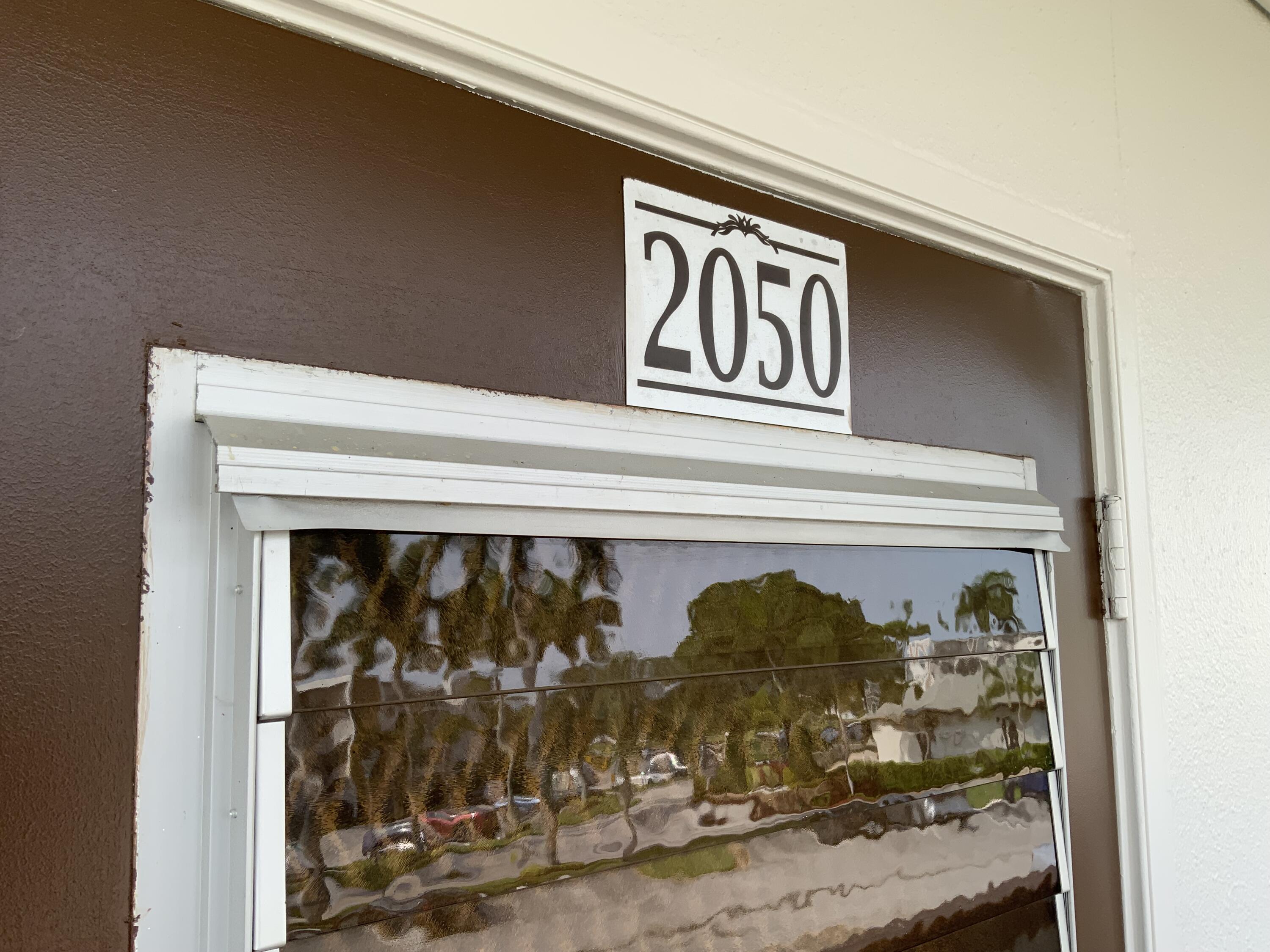 2BR – Condominium at 2050 Hythe C