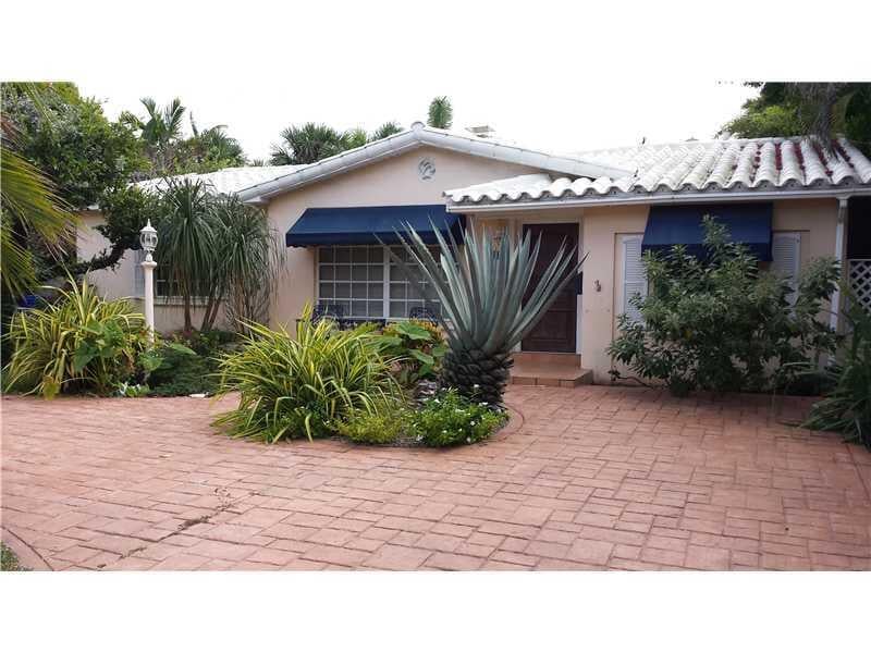 3BR – SingleFamilyResidence at 3512 NE 27th Street