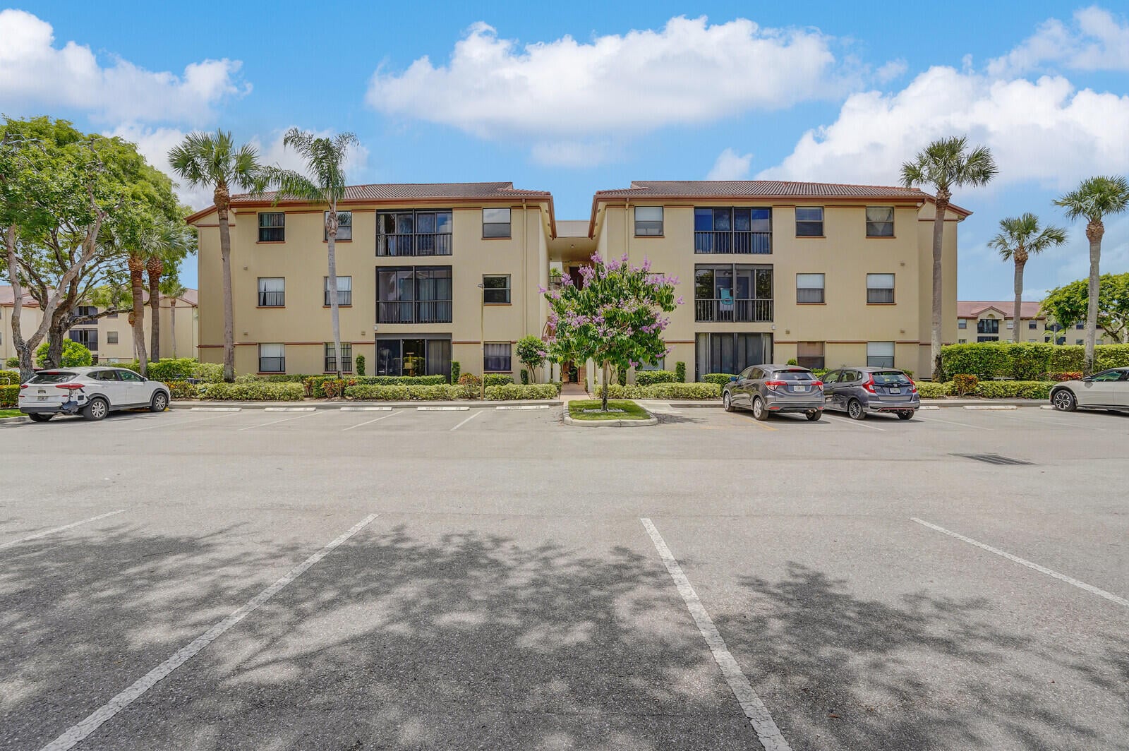 3BR – Condominium at 5155 Europa Drive #I