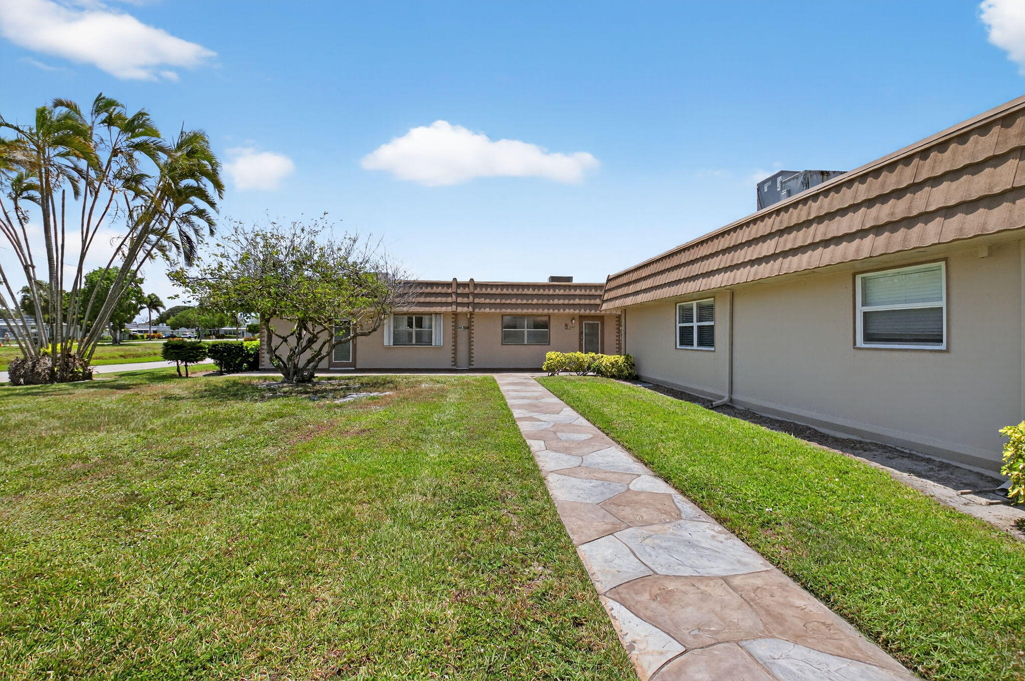2BR – RES at 360 Seville O
