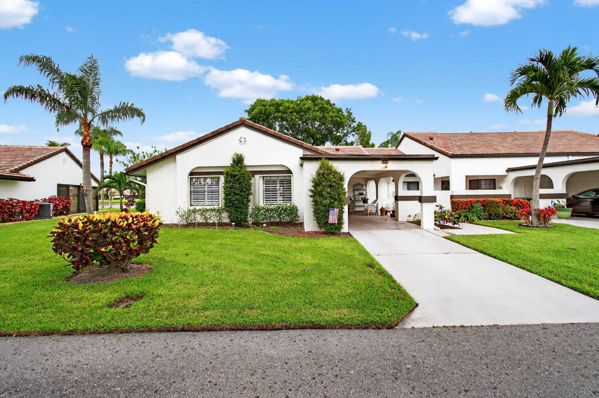 3BR – RES at 5707 Parkwalk Circle E