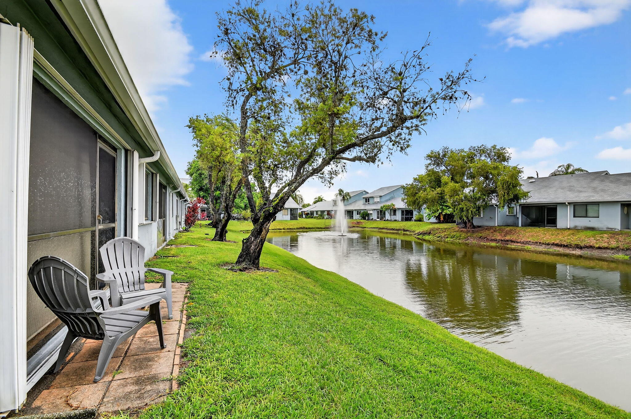2BR – Townhouse at 3981 Island Club Circle W