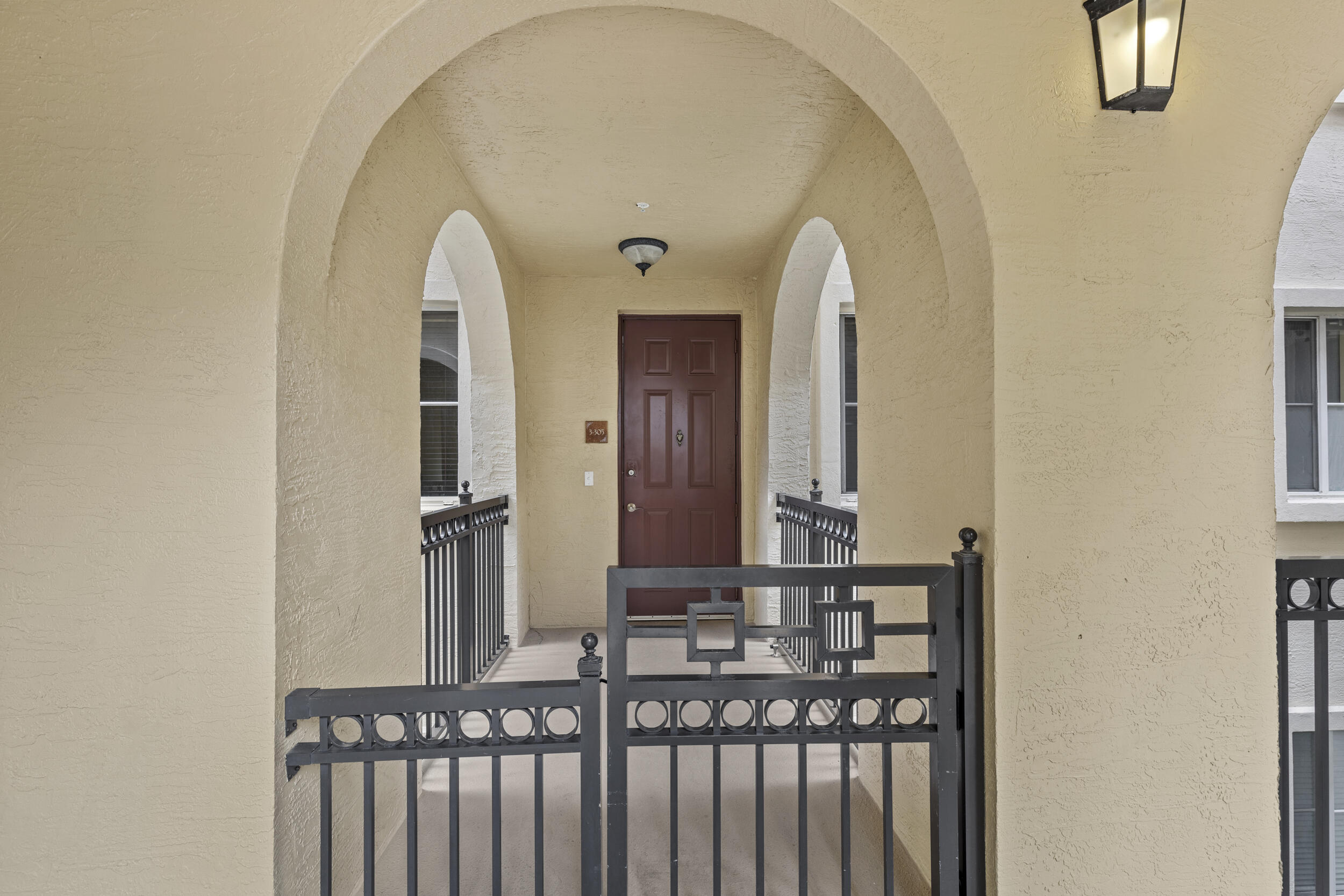 3BR – Condominium at 2900 NW 125th Avenue #3-305