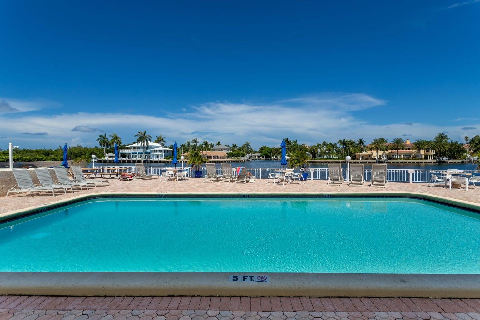 1BR – Condominium at 640 Snug Harbor Drive #F6