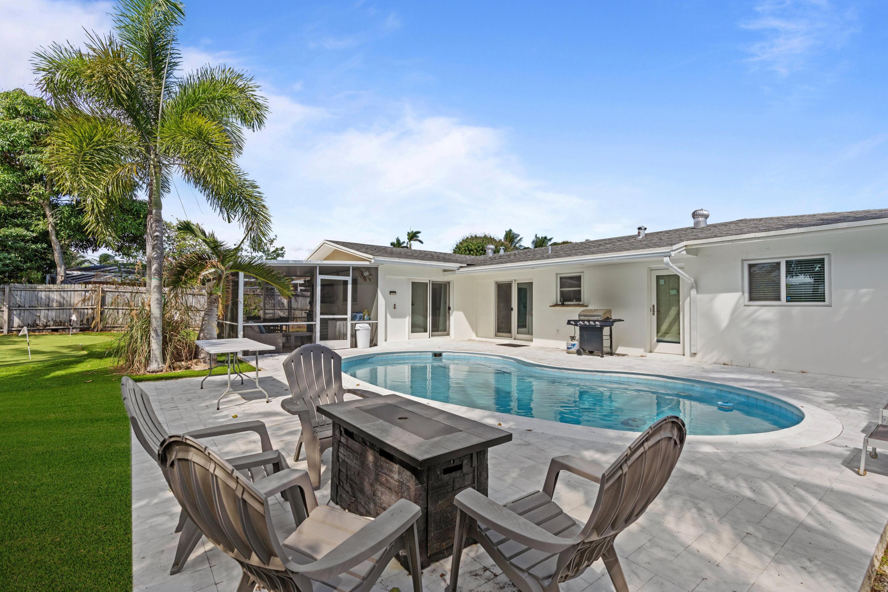 3BR – SingleFamilyResidence at 226 SW 13th Avenue SW