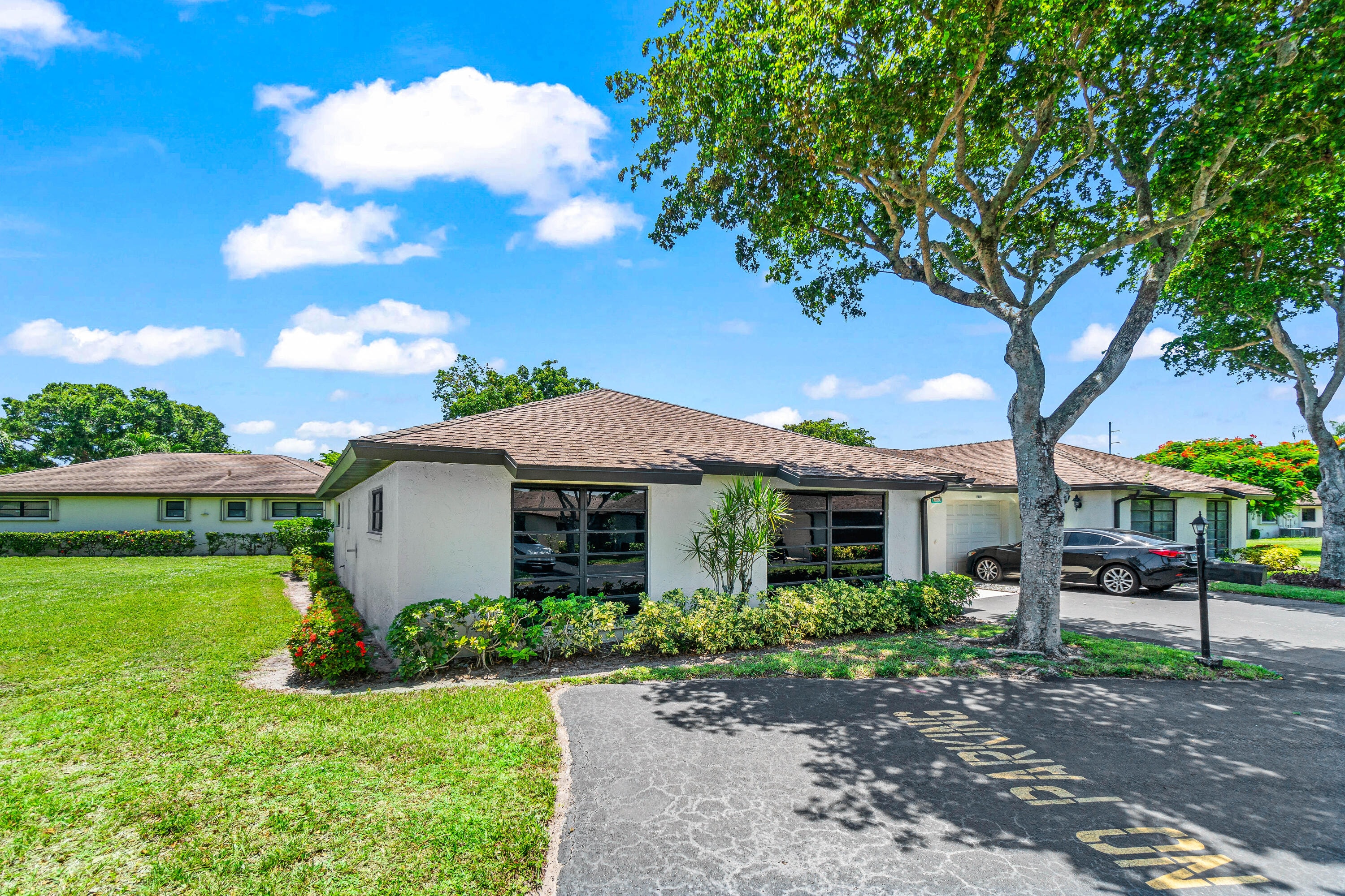 2BR – RES at 4897 Hawkwood Road #A