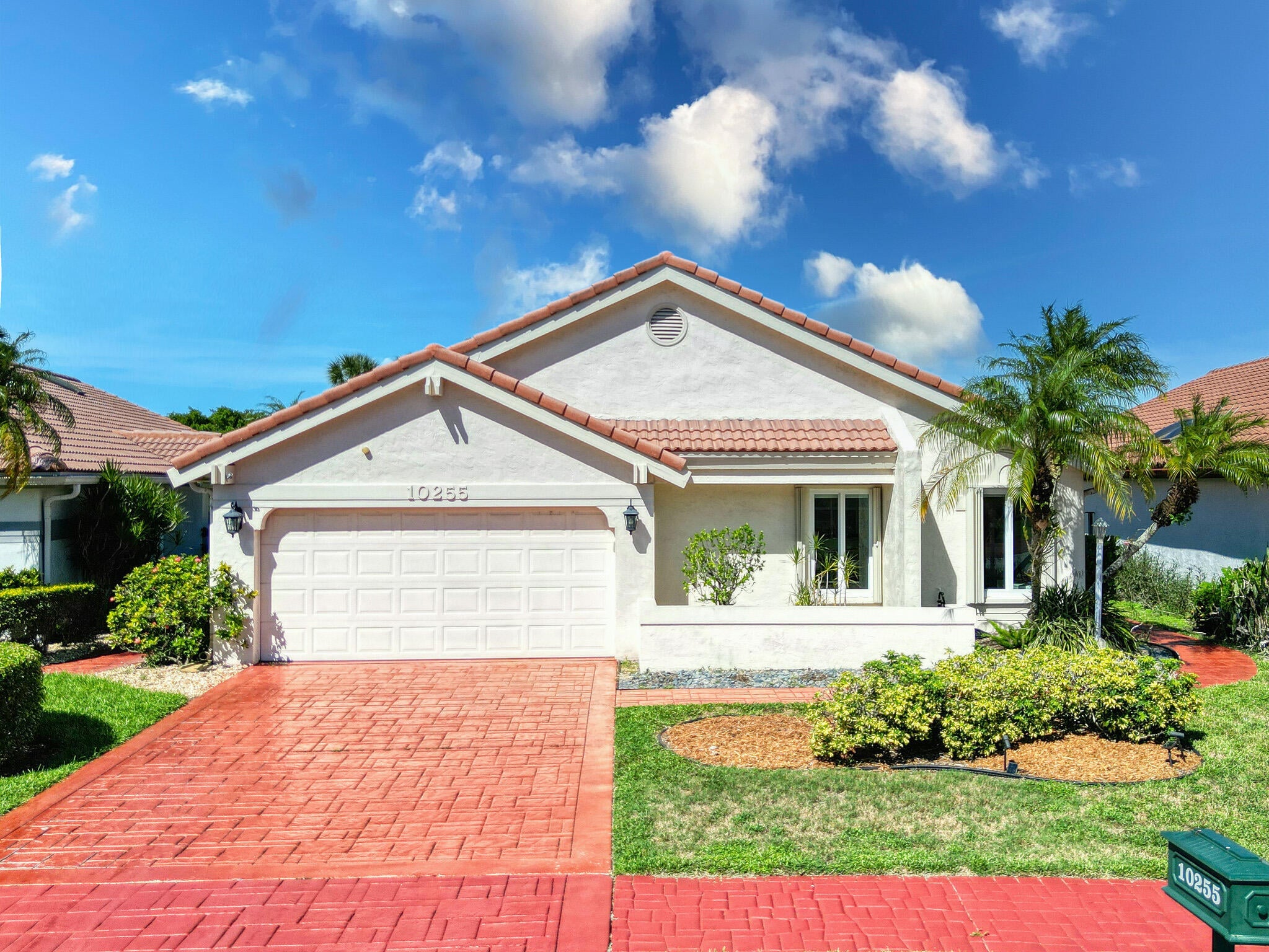 3BR – SingleFamilyResidence at 10255 Sunset Bend Drive