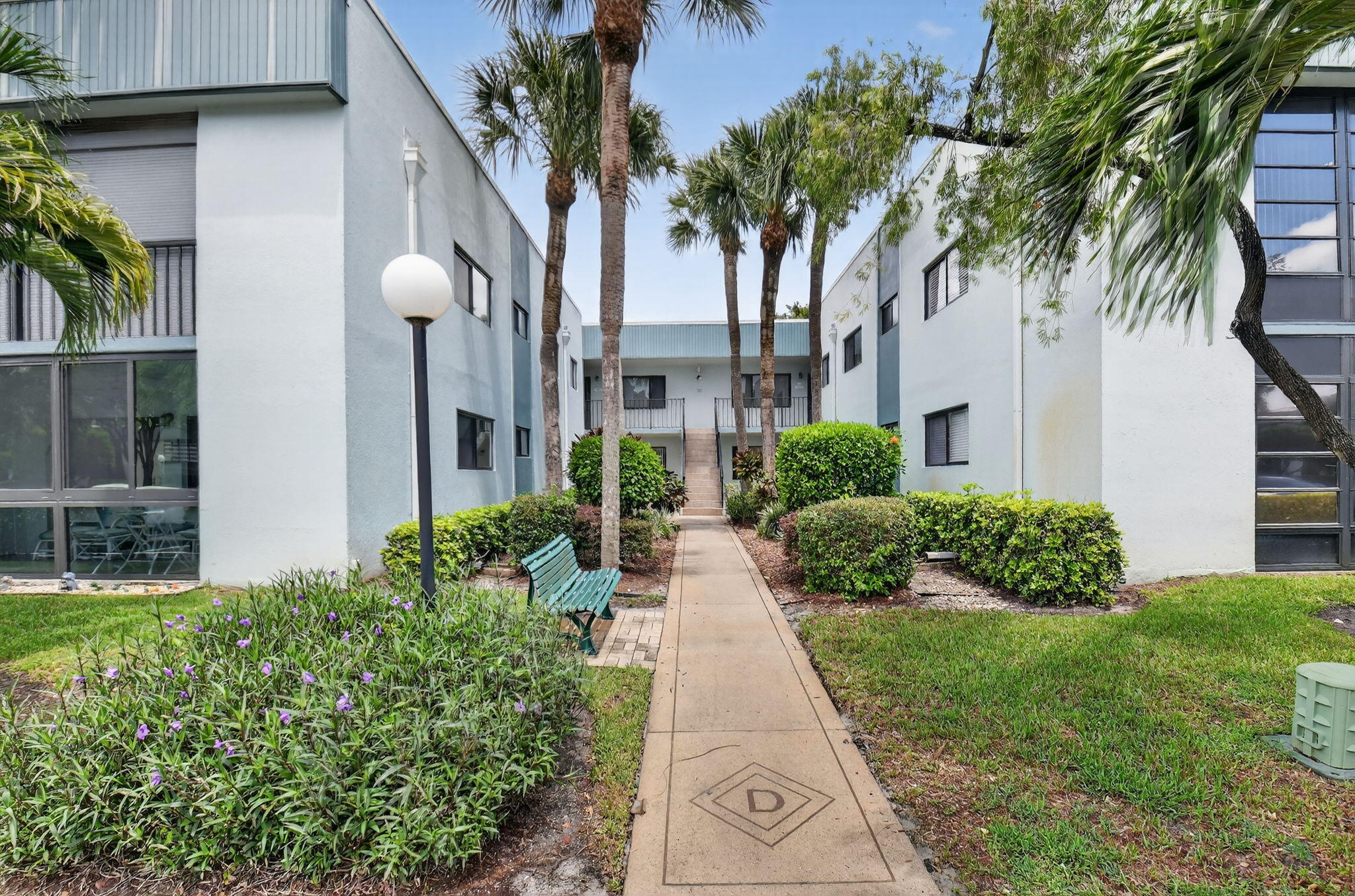 2BR – Condominium at 15072 Ashland Place #136