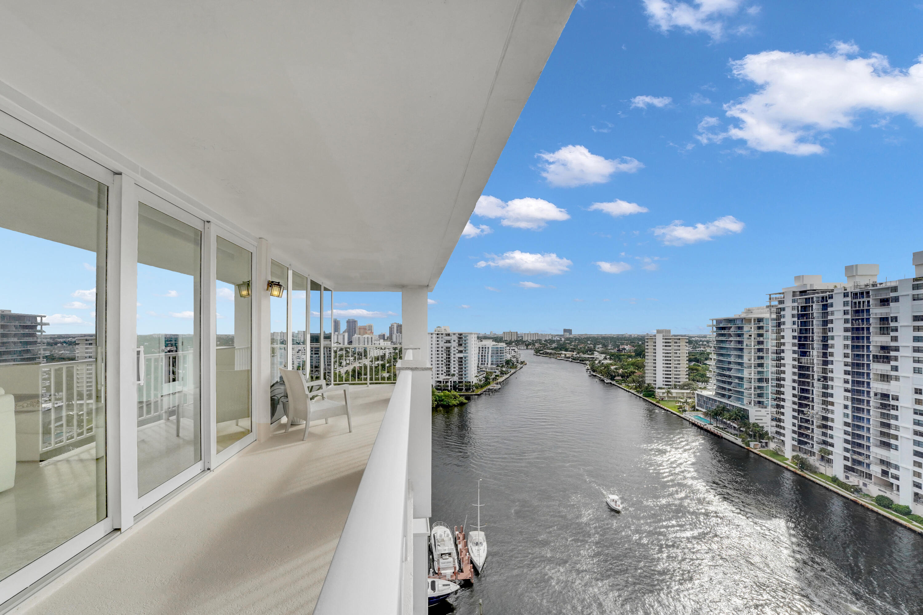 3BR – Condominium at 2800 E Sunrise Boulevard #19a