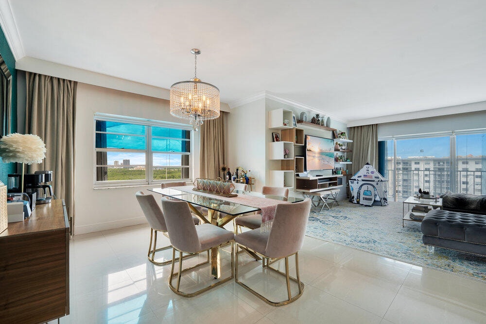 2BR – Condominium at 500 Bayview Drive #1521