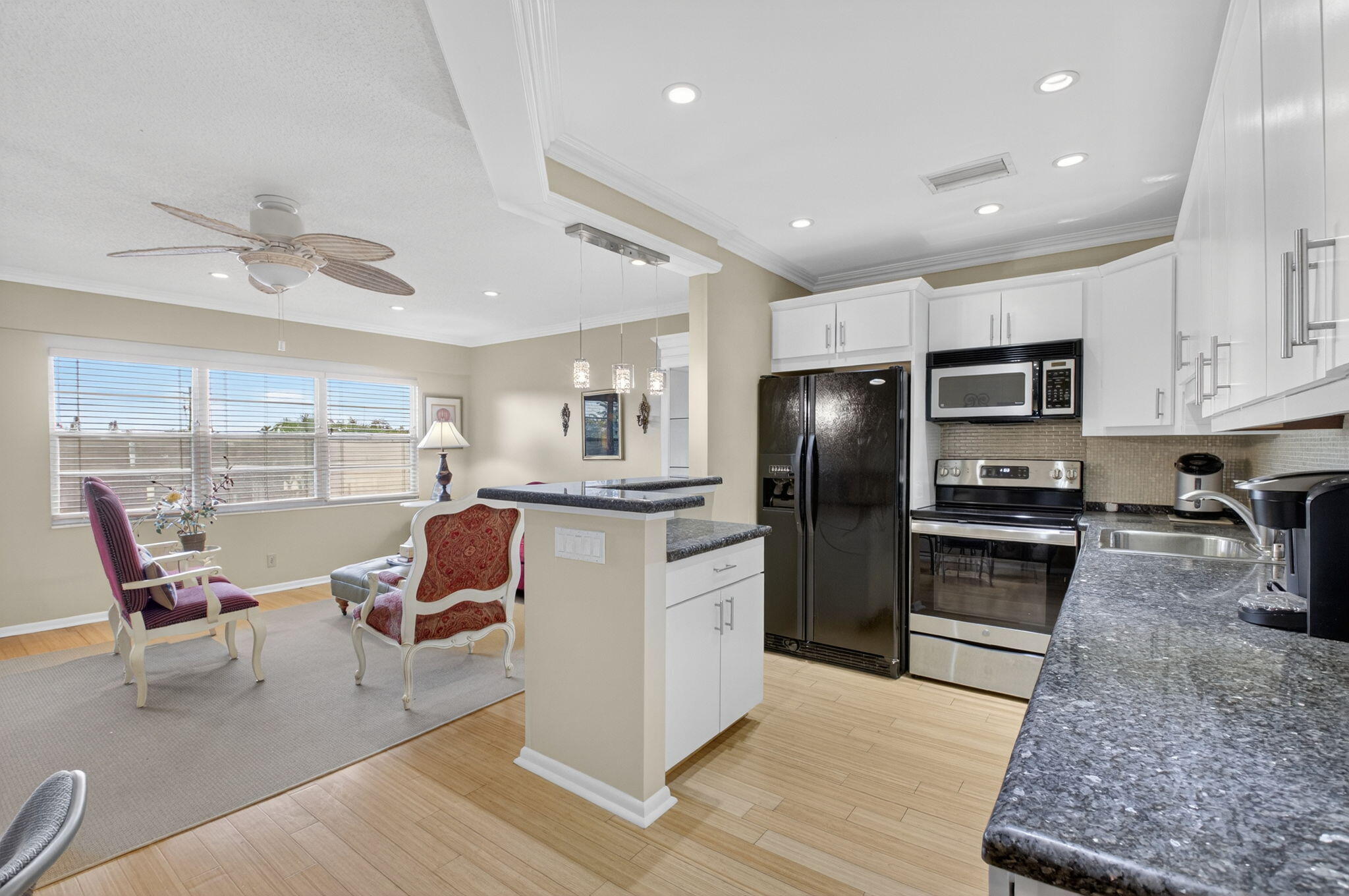 1BR – Condominium at 125 Suffolk C