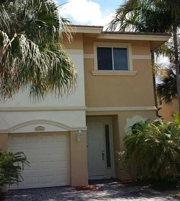 3BR – Townhouse at 4412 Cotswold Hills Drive