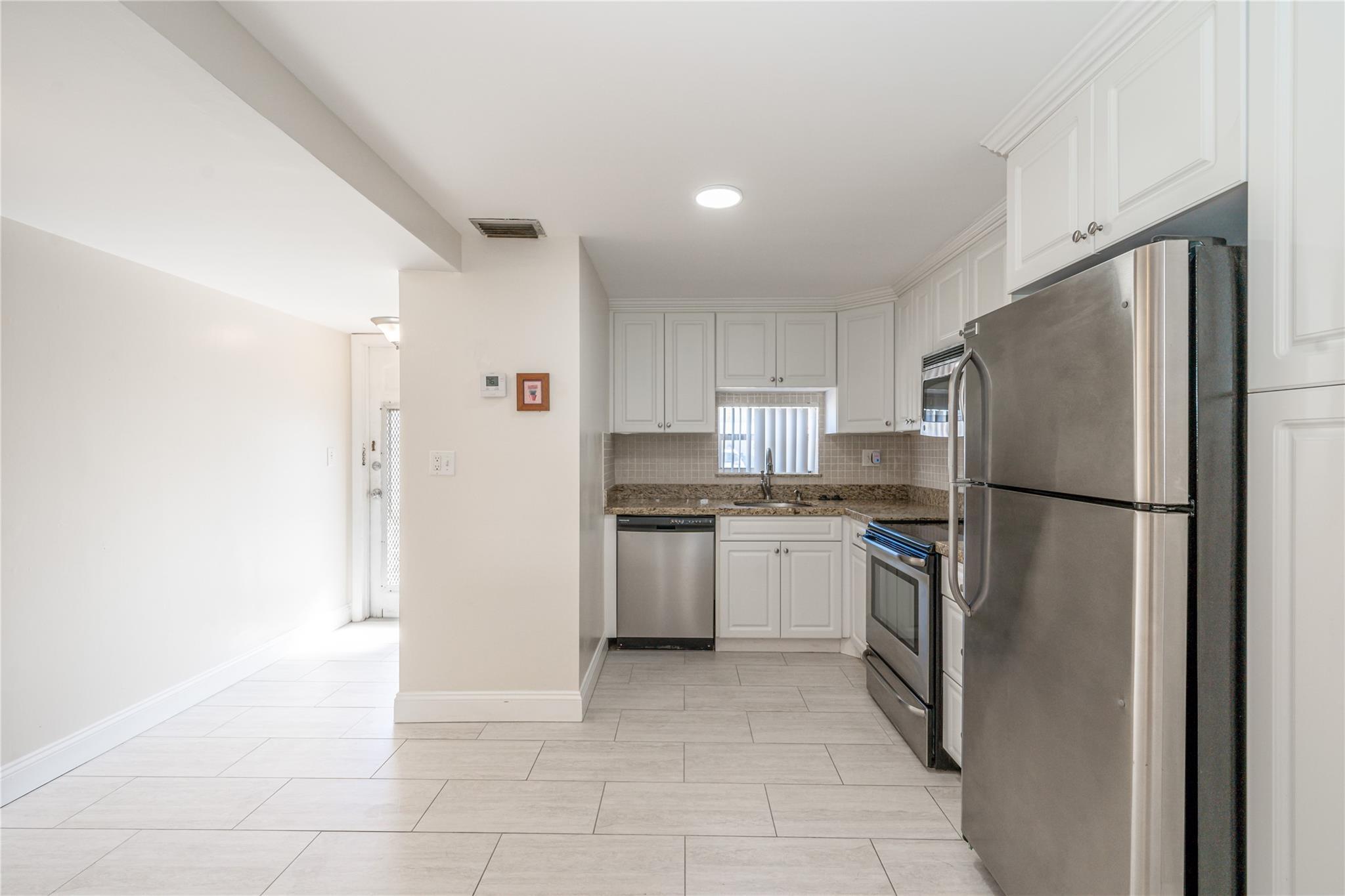 2BR – Condominium at 9523 S Hollybrook Lake Drive #107