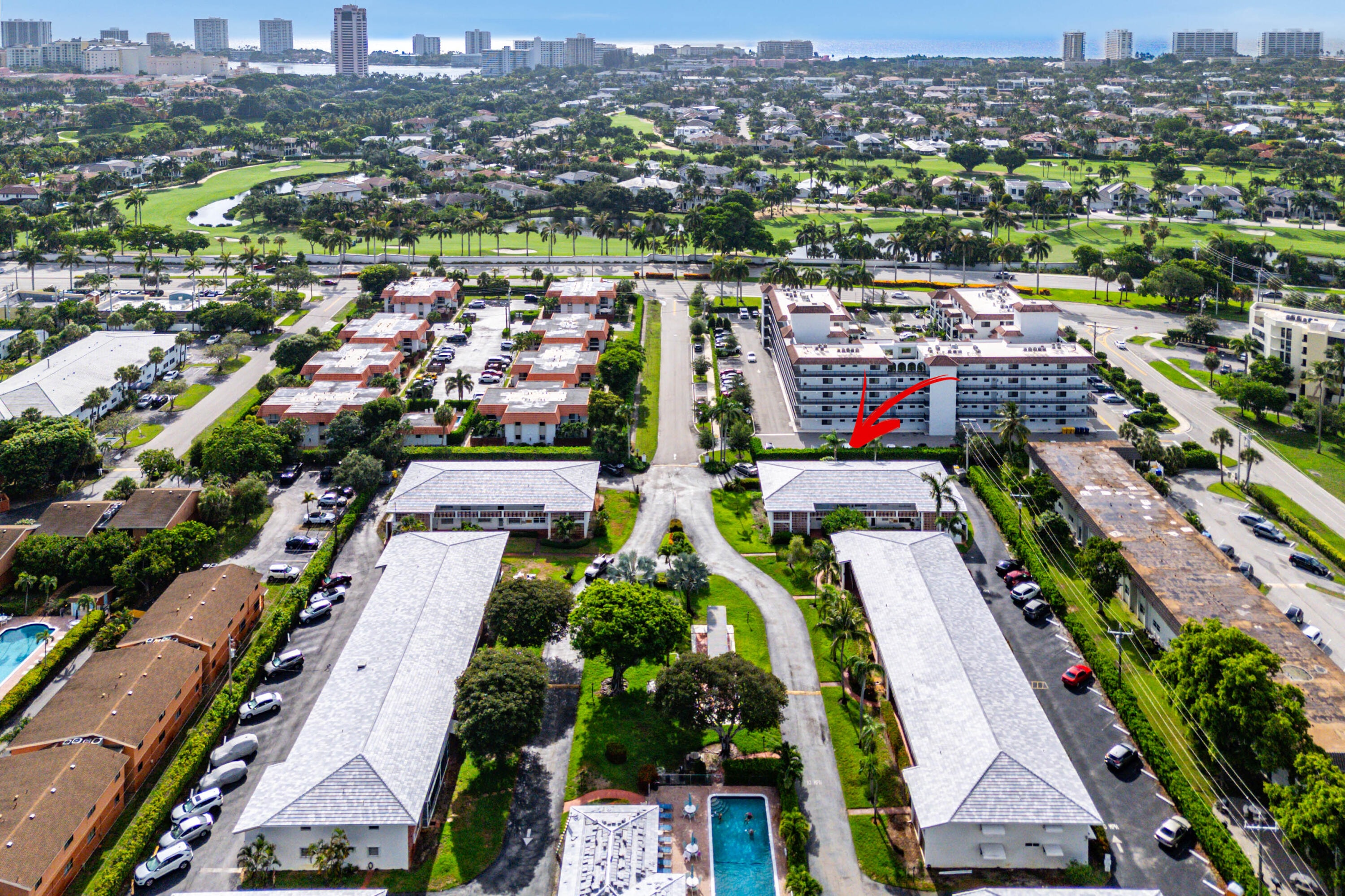 1BR – Condominium at 40 SE 13th Street #A3