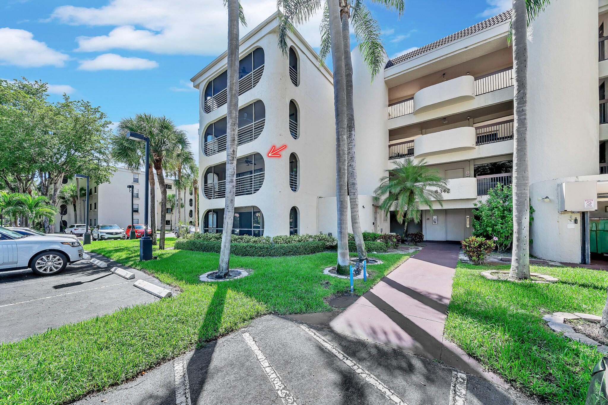 2BR – Condominium at 6342 Longboat Lane W #201
