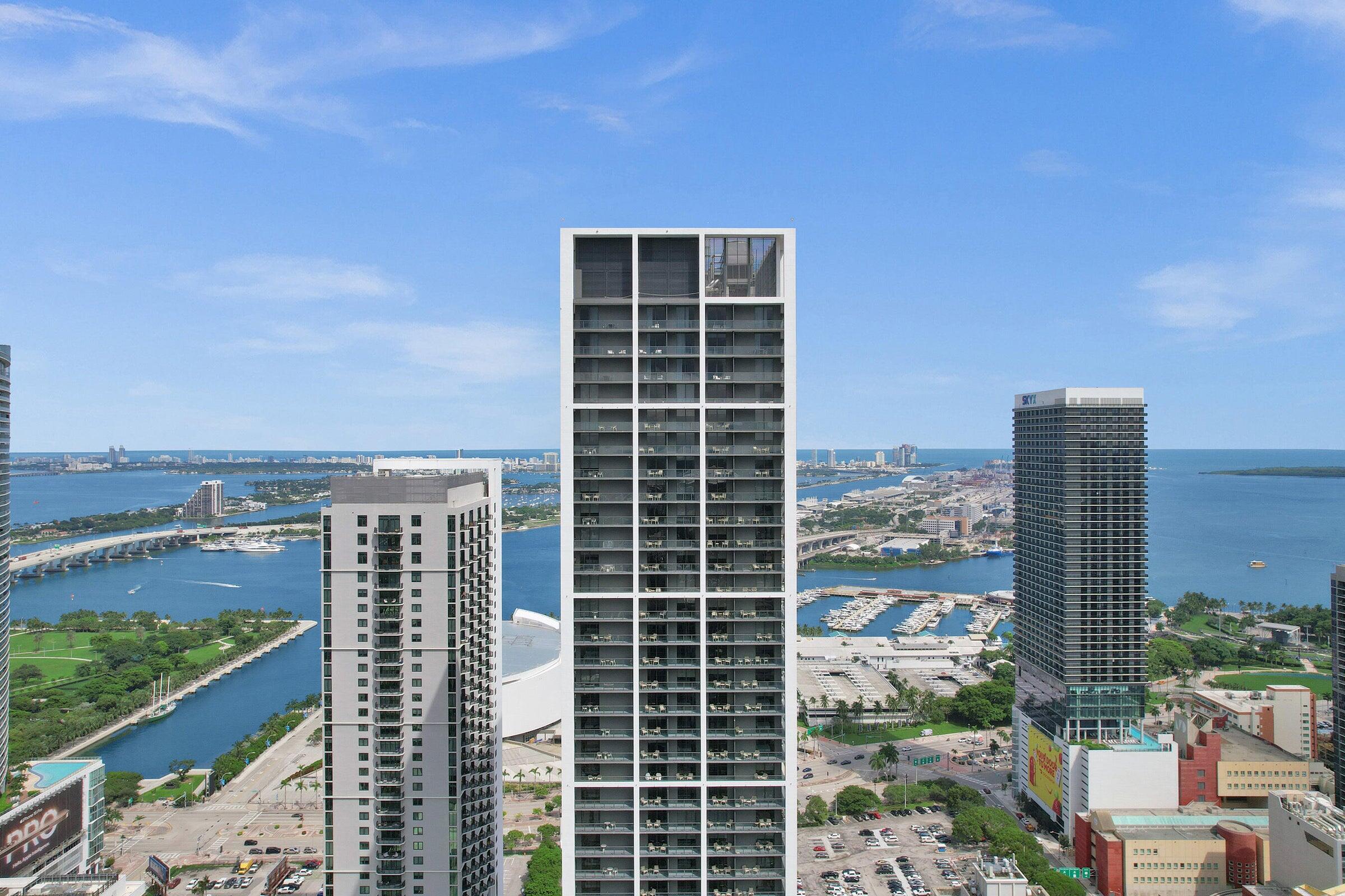 1BR – Condominium at 601 NE 1st Avenue #4712