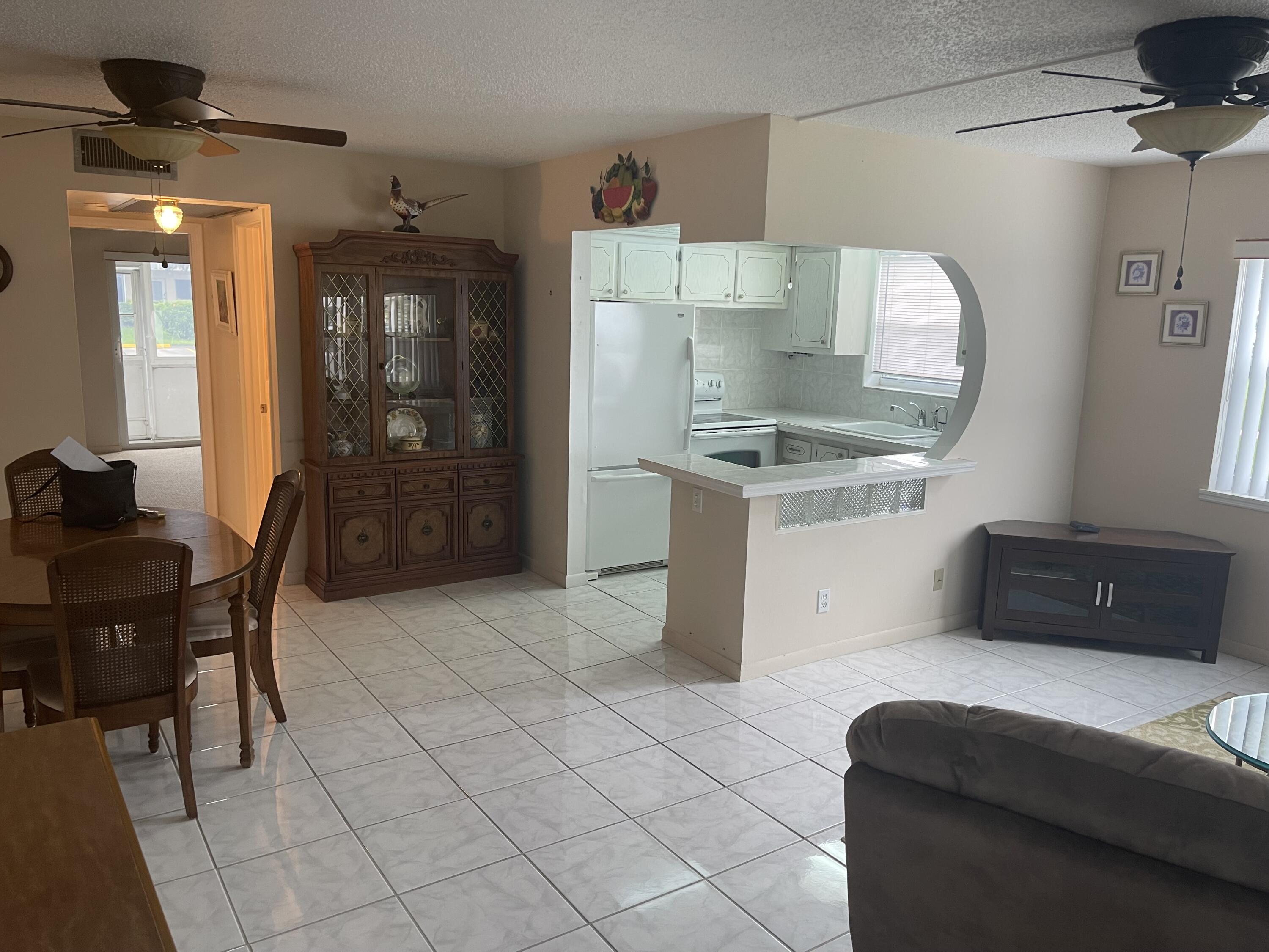 1BR – Condominium at 424 Chatham U