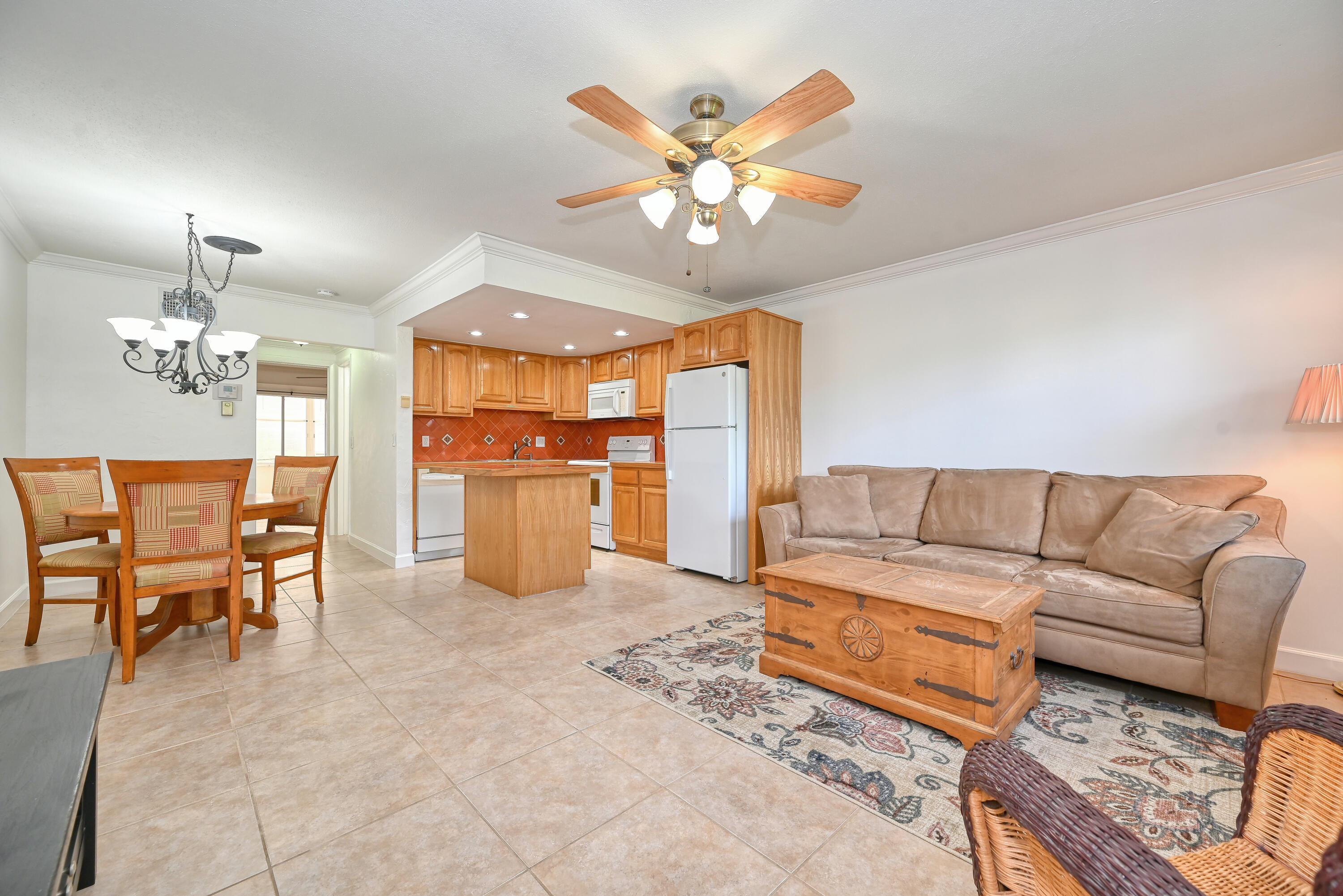 1BR – Condominium at 102 Coventry E #102