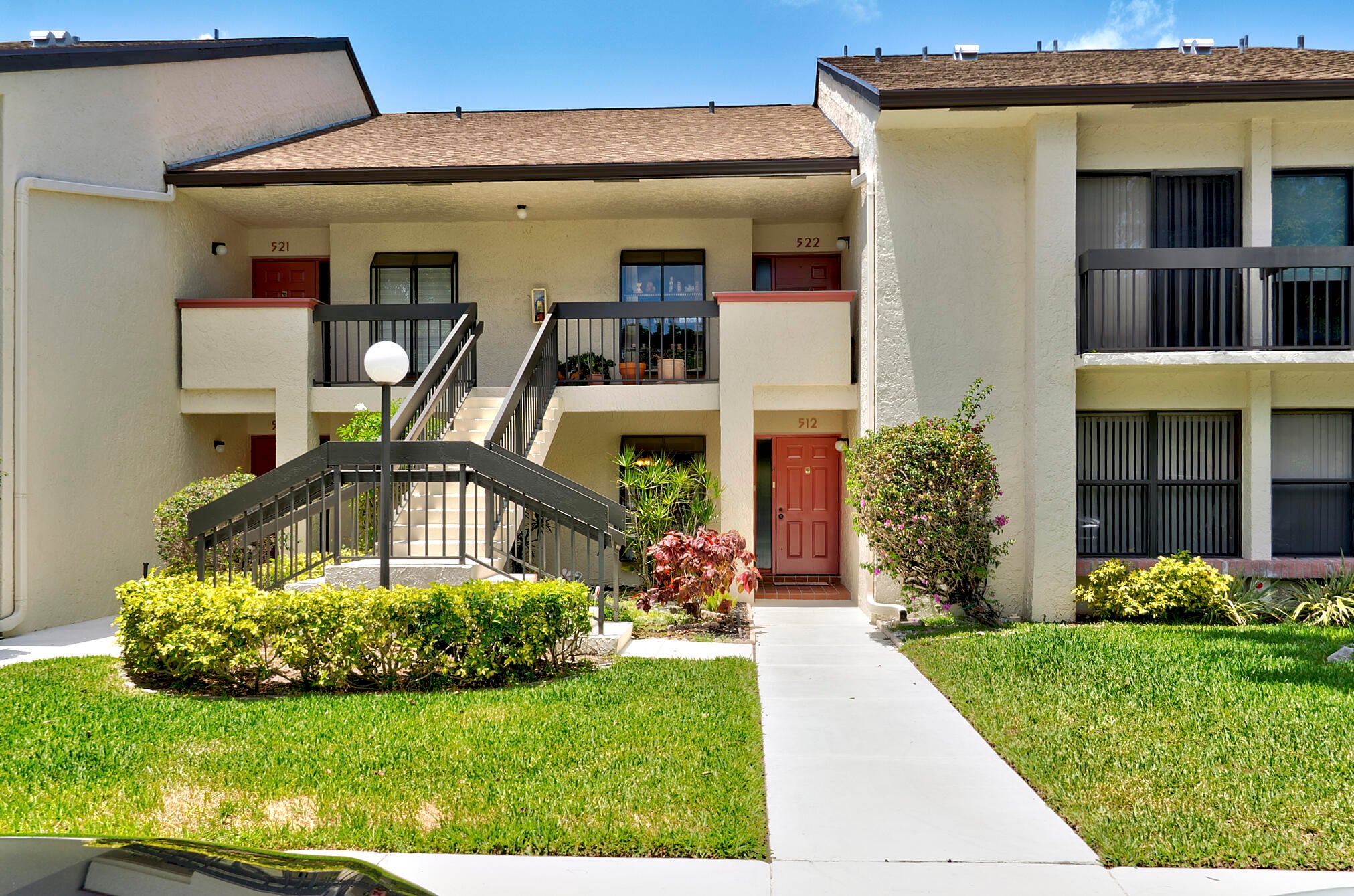 2BR – Condominium at 5153 Oak Hill Lane #512