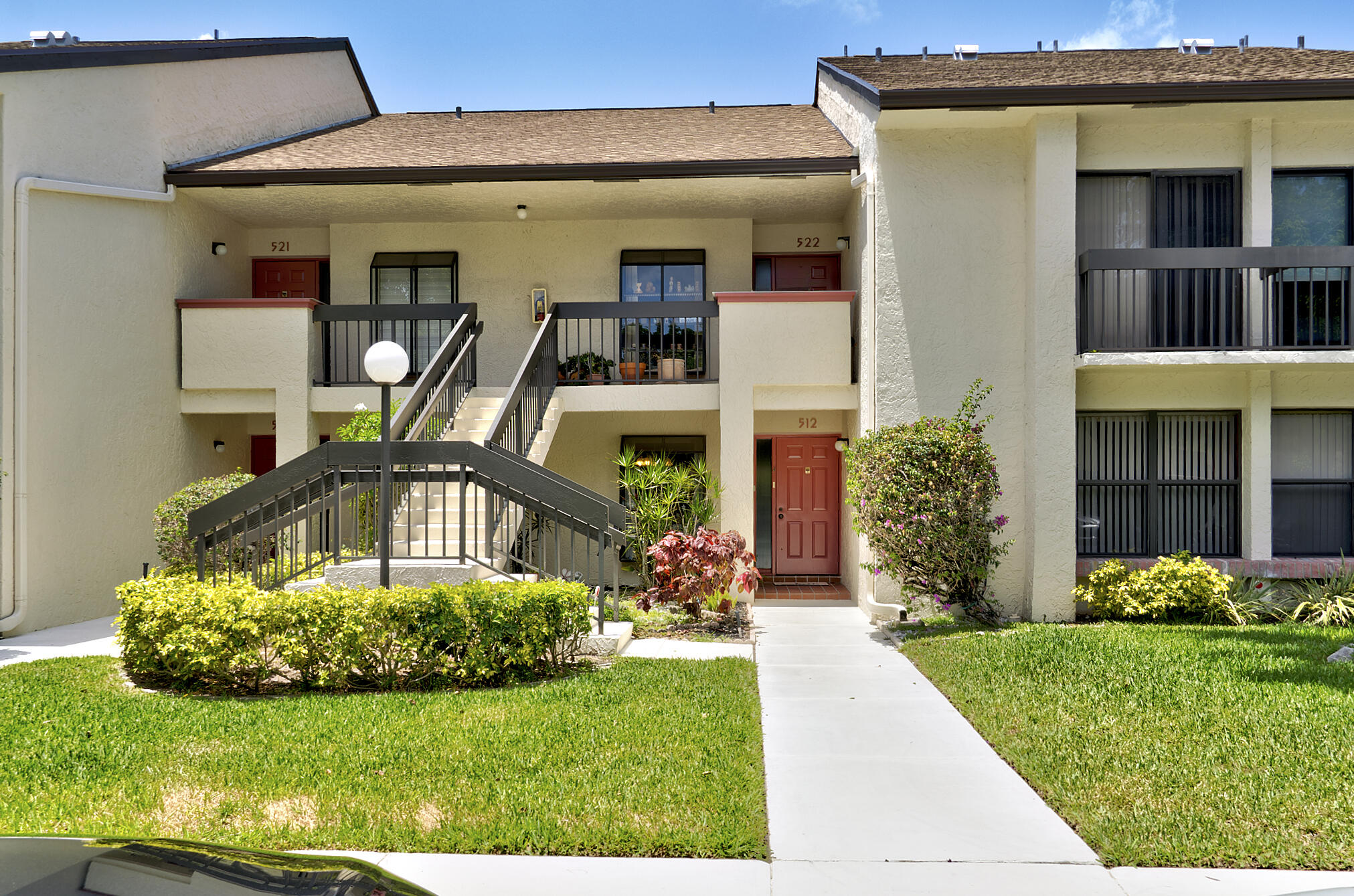 2BR – Condominium at 5153 Oak Hill Lane #512