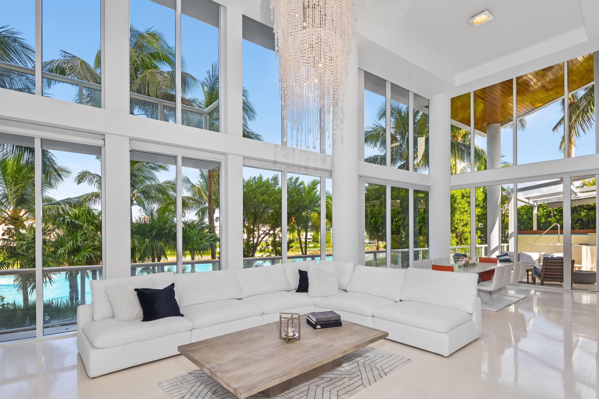 4BR – Condominium at 1000 S Ocean Boulevard #110