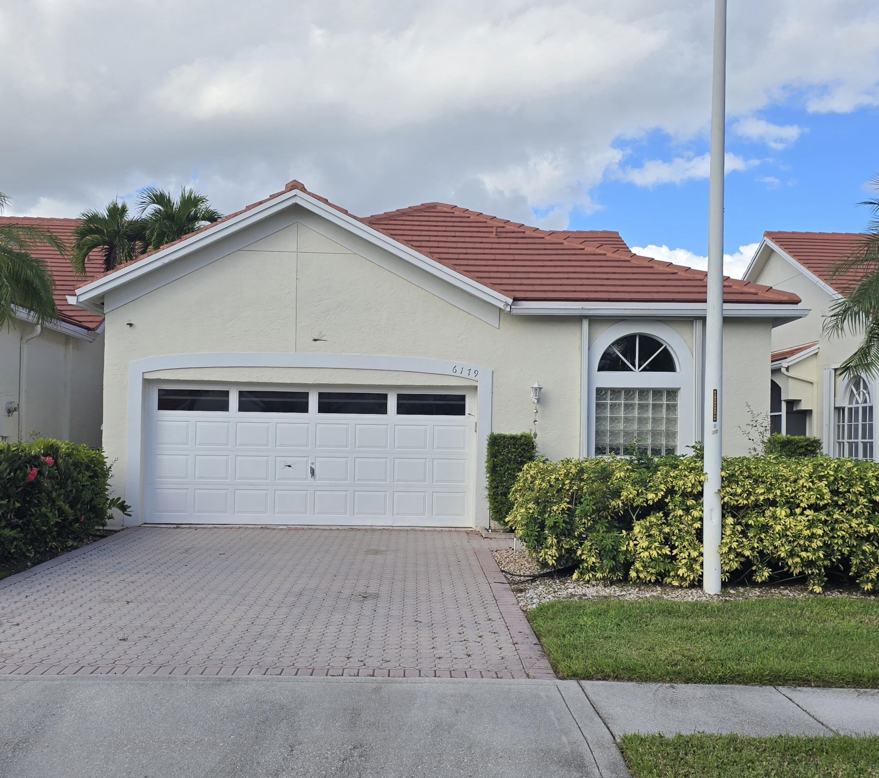 2BR – RNT at 6179 Bear Creek Court