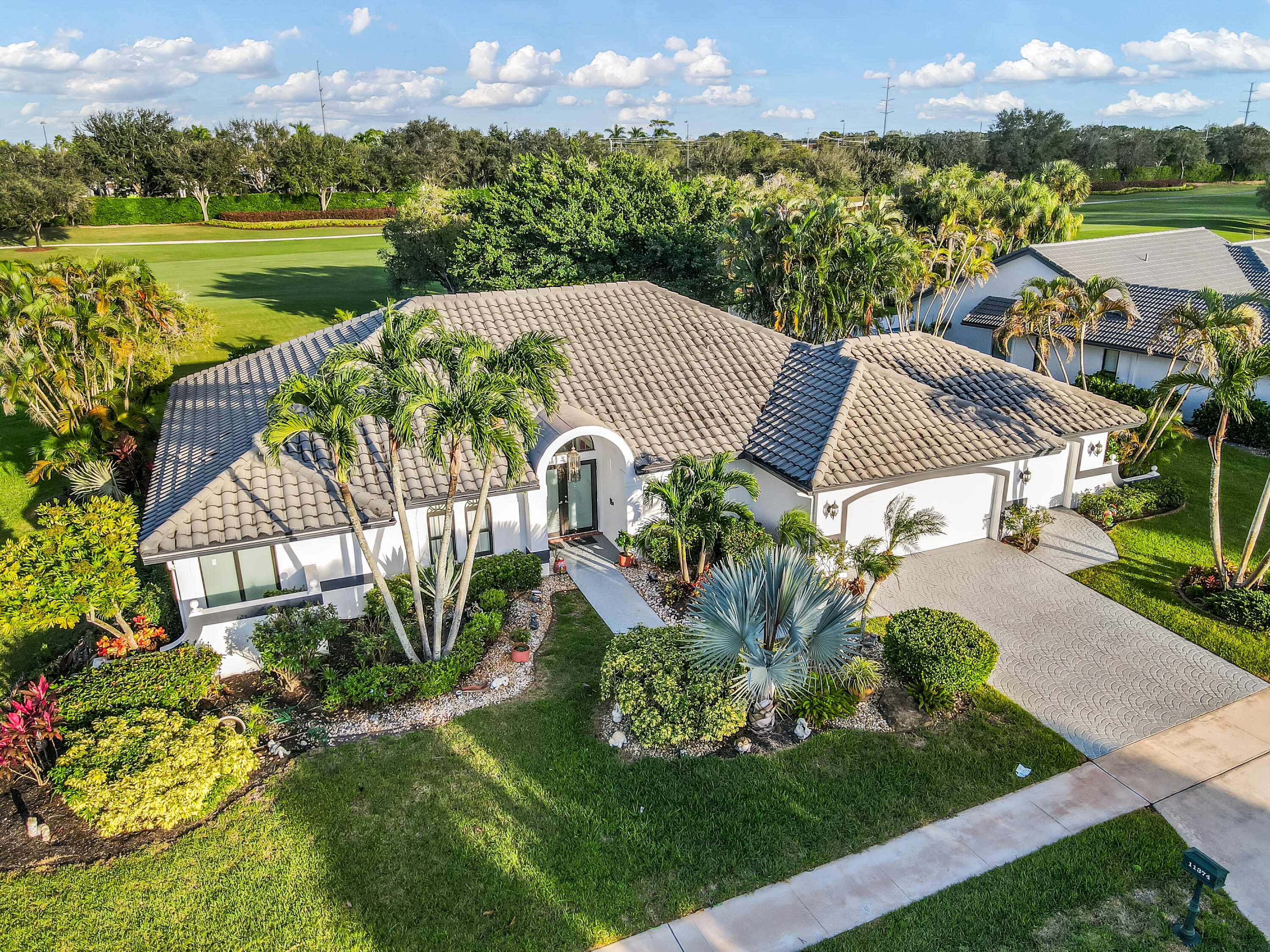 4BR – SingleFamilyResidence at 11374 Boca Woods Lane