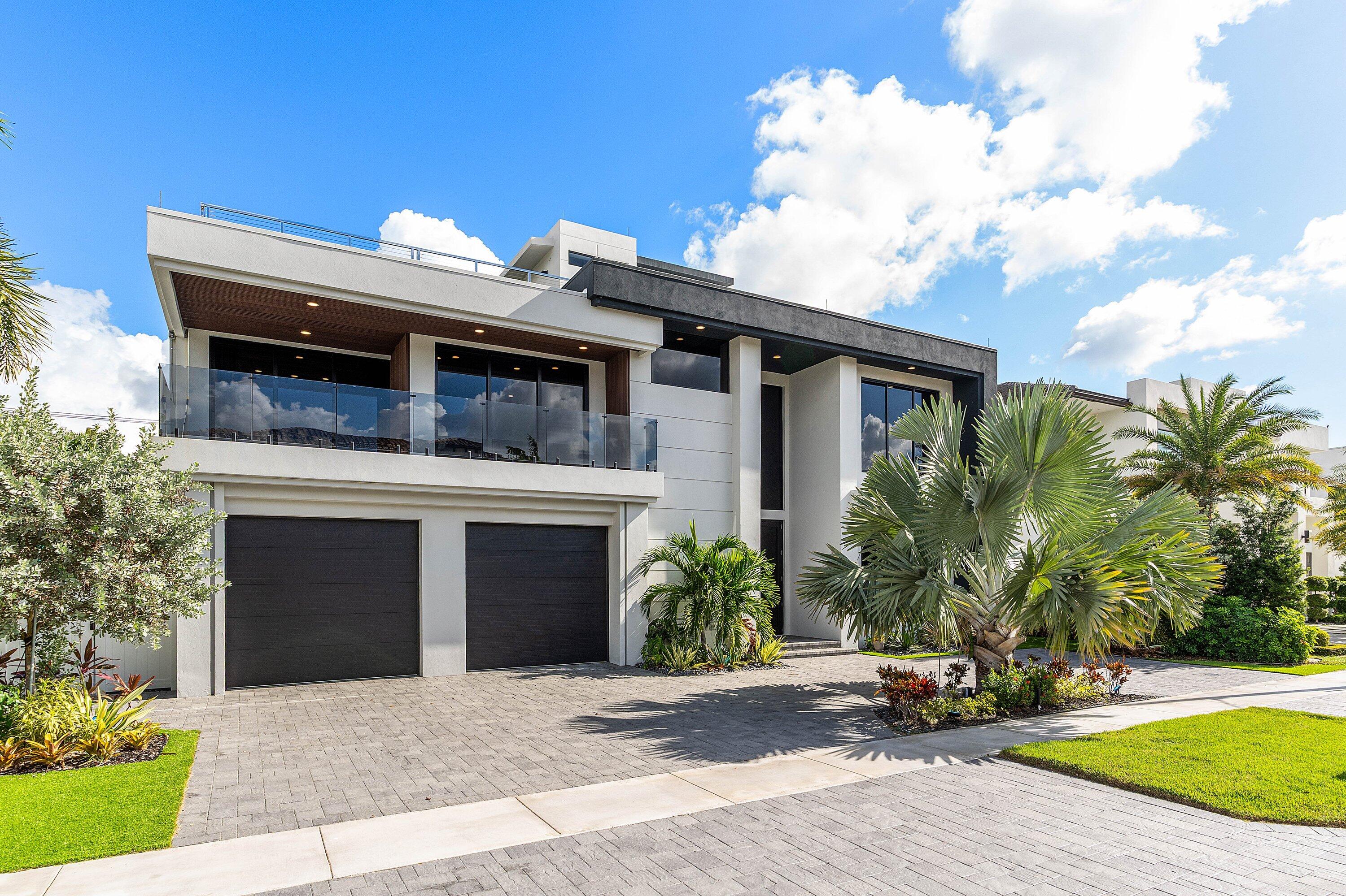 6BR – SingleFamilyResidence at 245 NE 6th Court