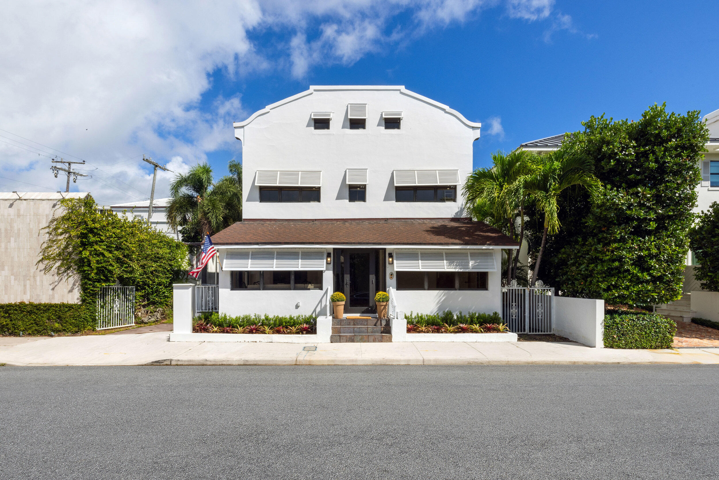 6BR – SingleFamilyResidence at 269 Park Avenue