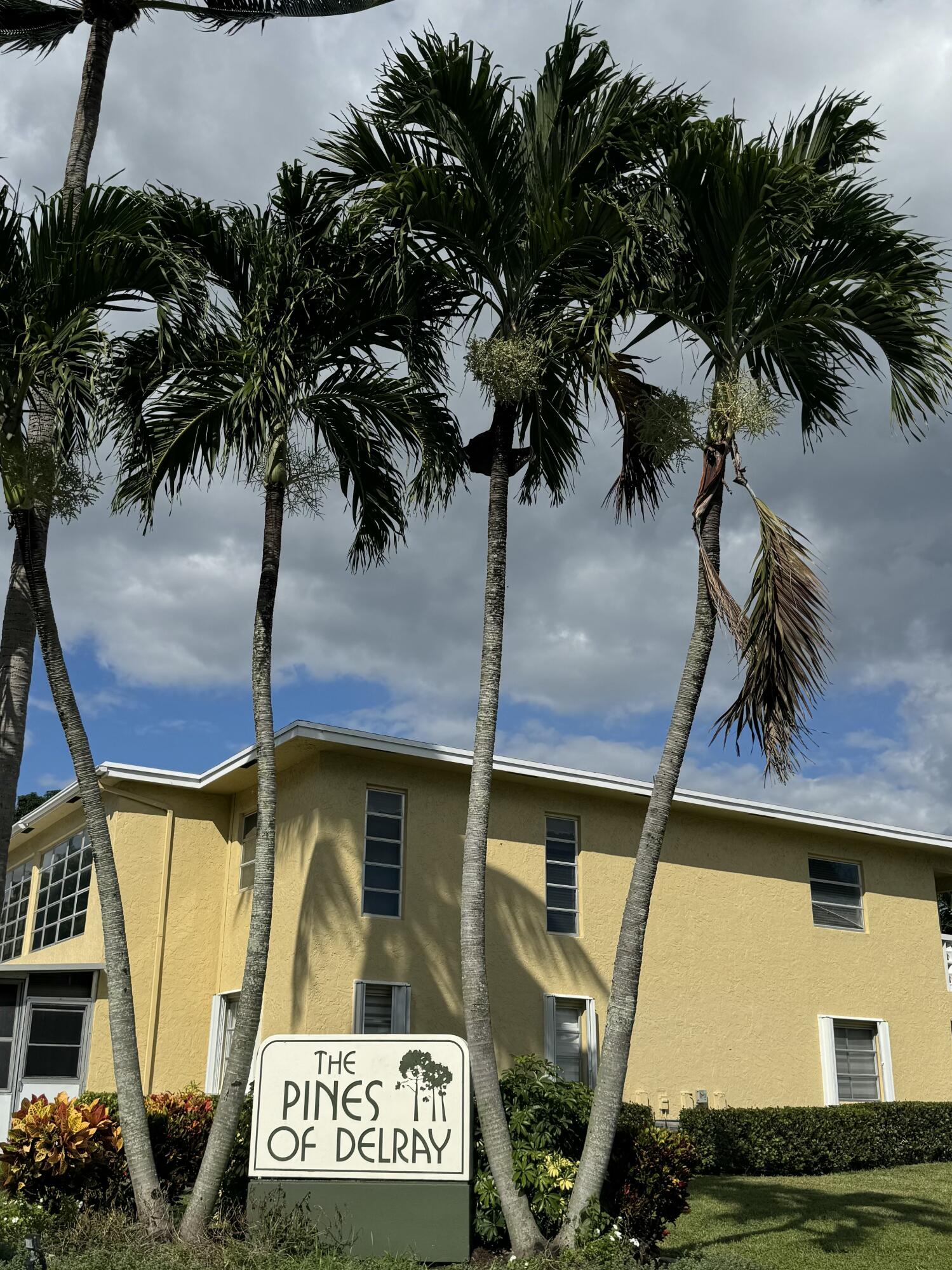 2BR – Condominium at 1141 Violet Terrace #202